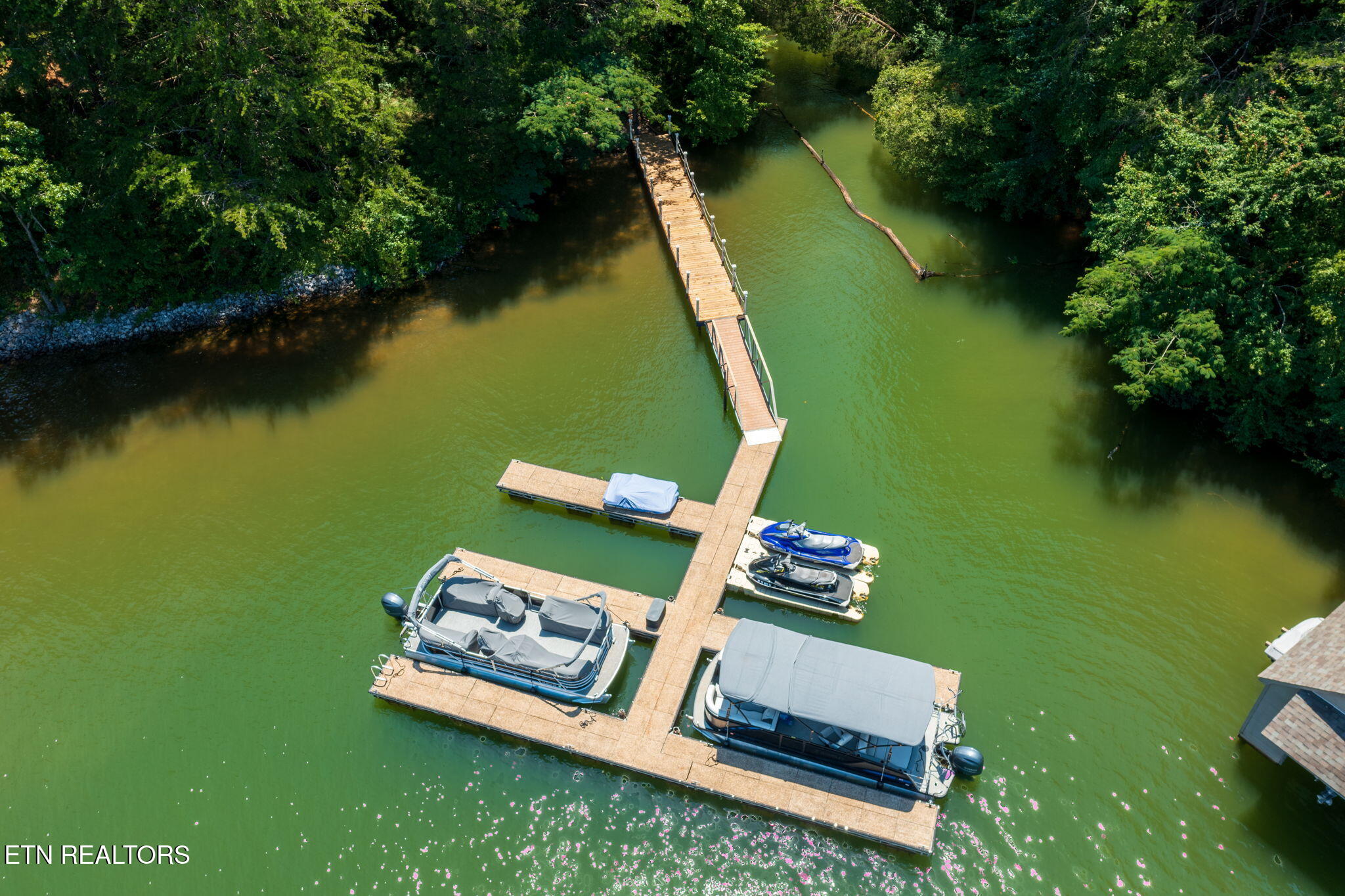30 Pineberry Court Vonore TN 37885