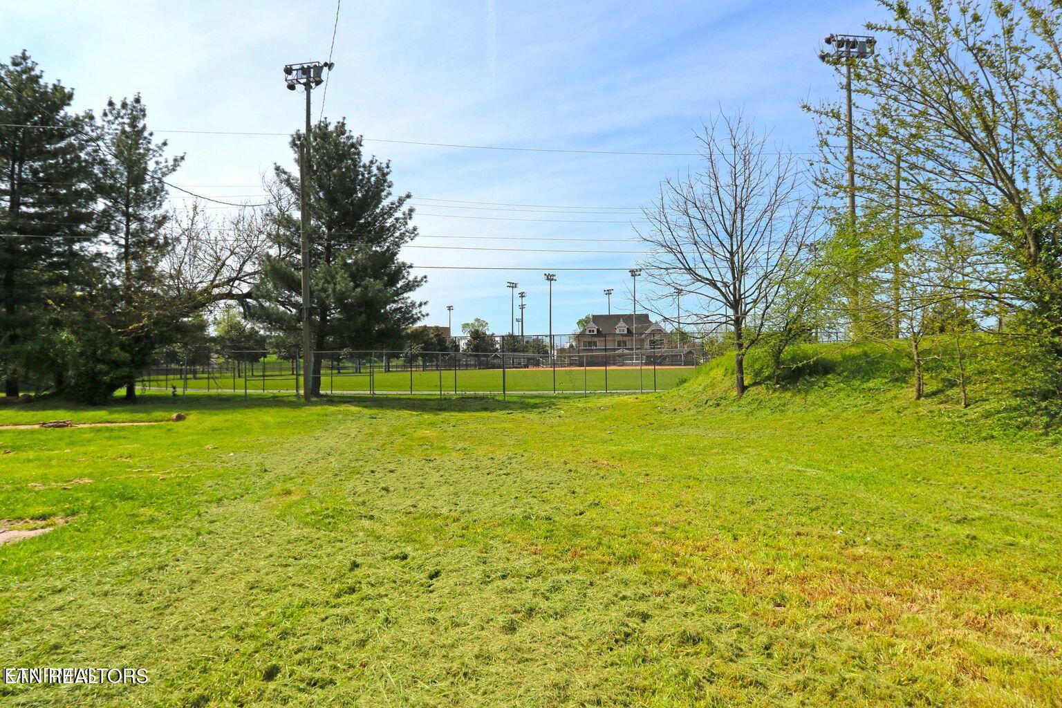 1706 Woodbine Avenue Knoxville TN 37917