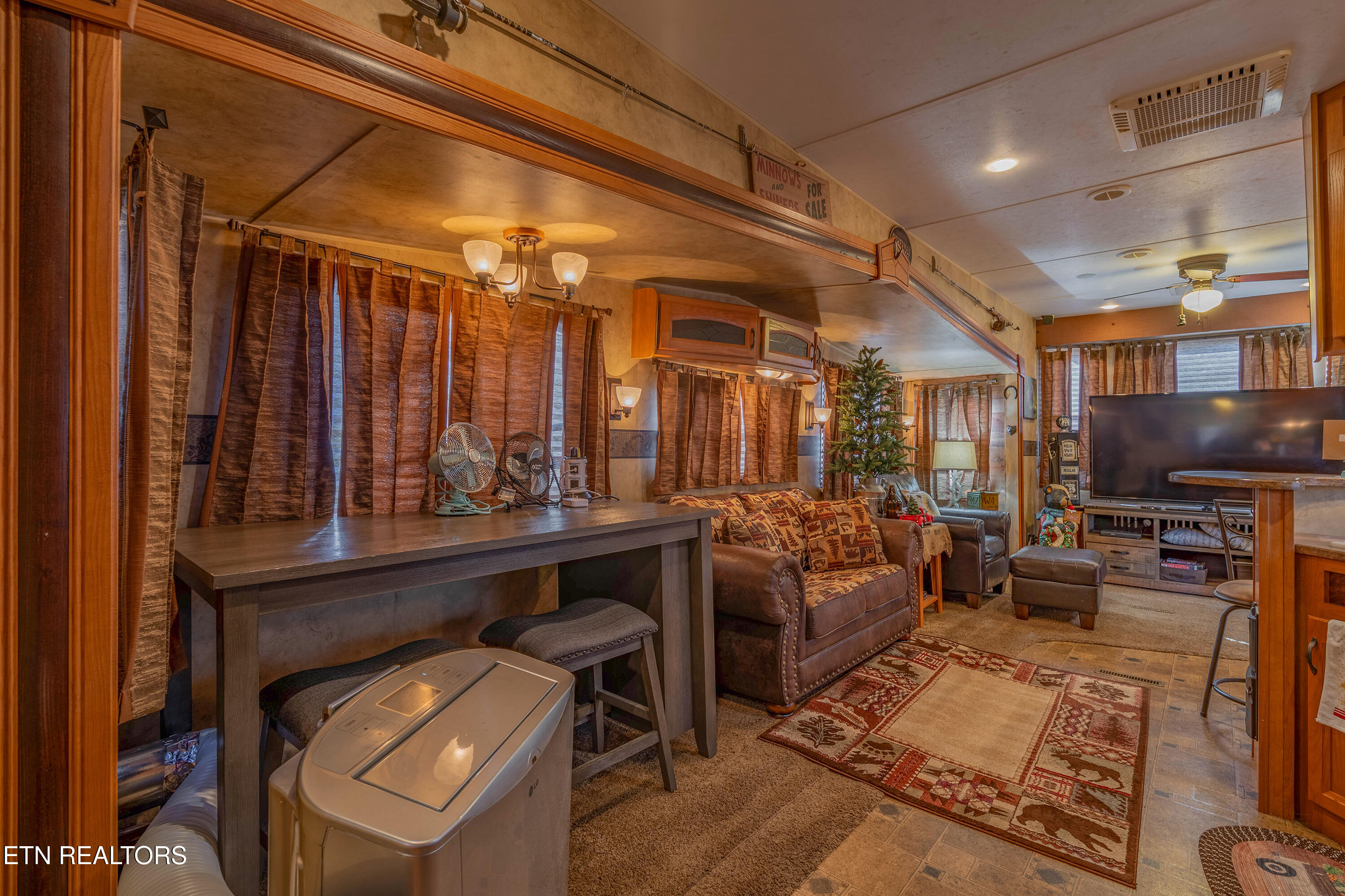 4229 E Parkway Gatlinburg TN 37738
