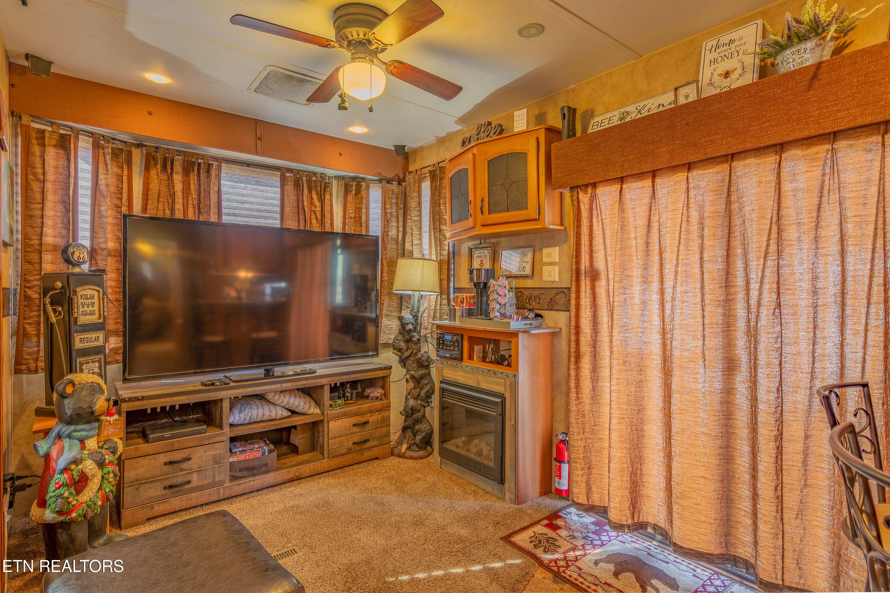 4229 E Parkway Gatlinburg TN 37738