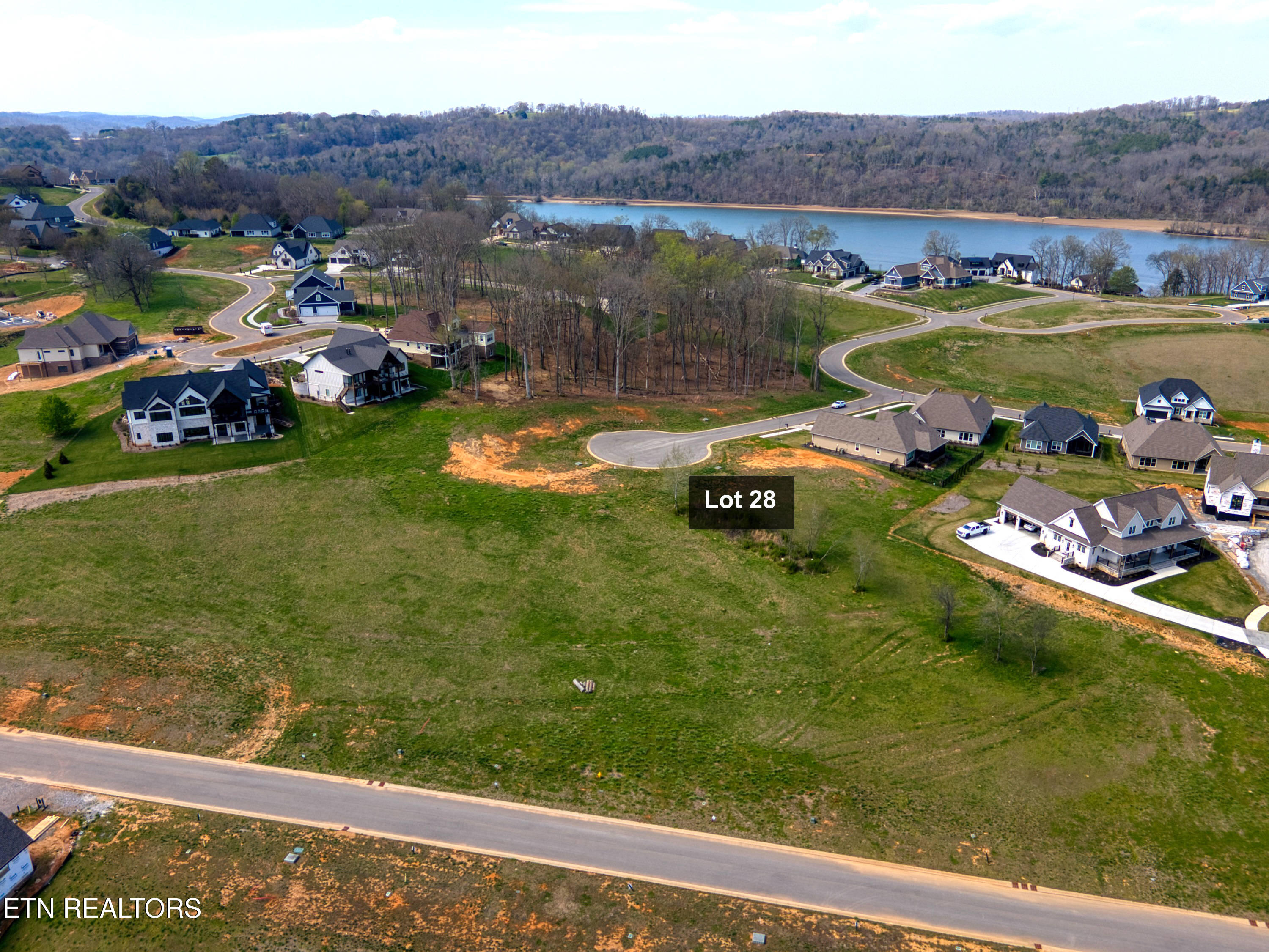313 17th Way Drive Loudon TN 37774