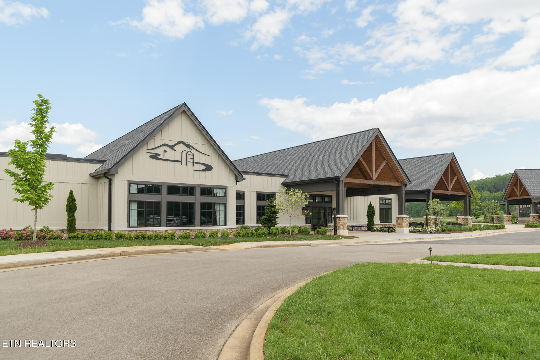 4183 Old Dogwood Trail Loudon TN 37774