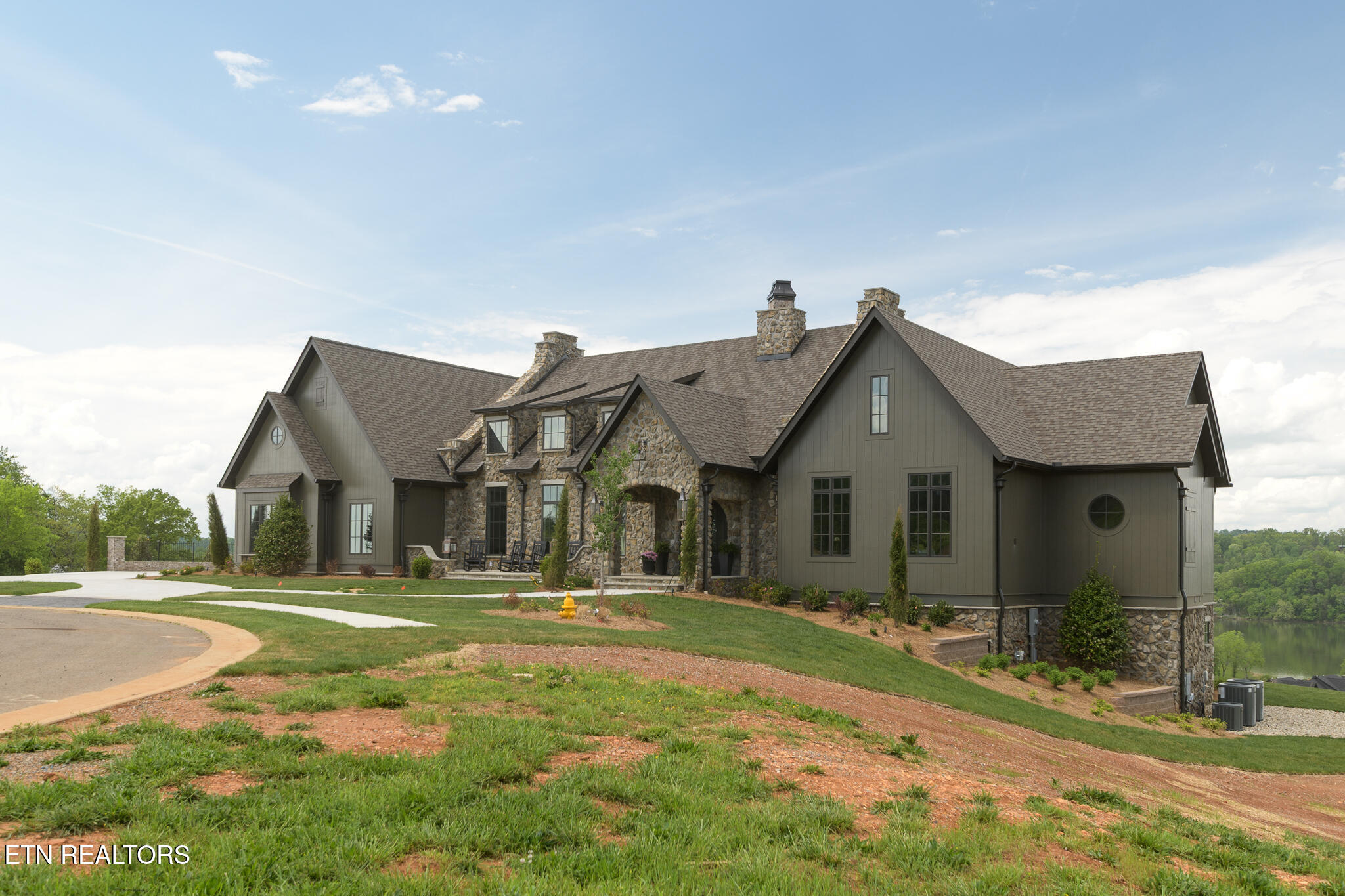 4183 Old Dogwood Trail Loudon TN 37774