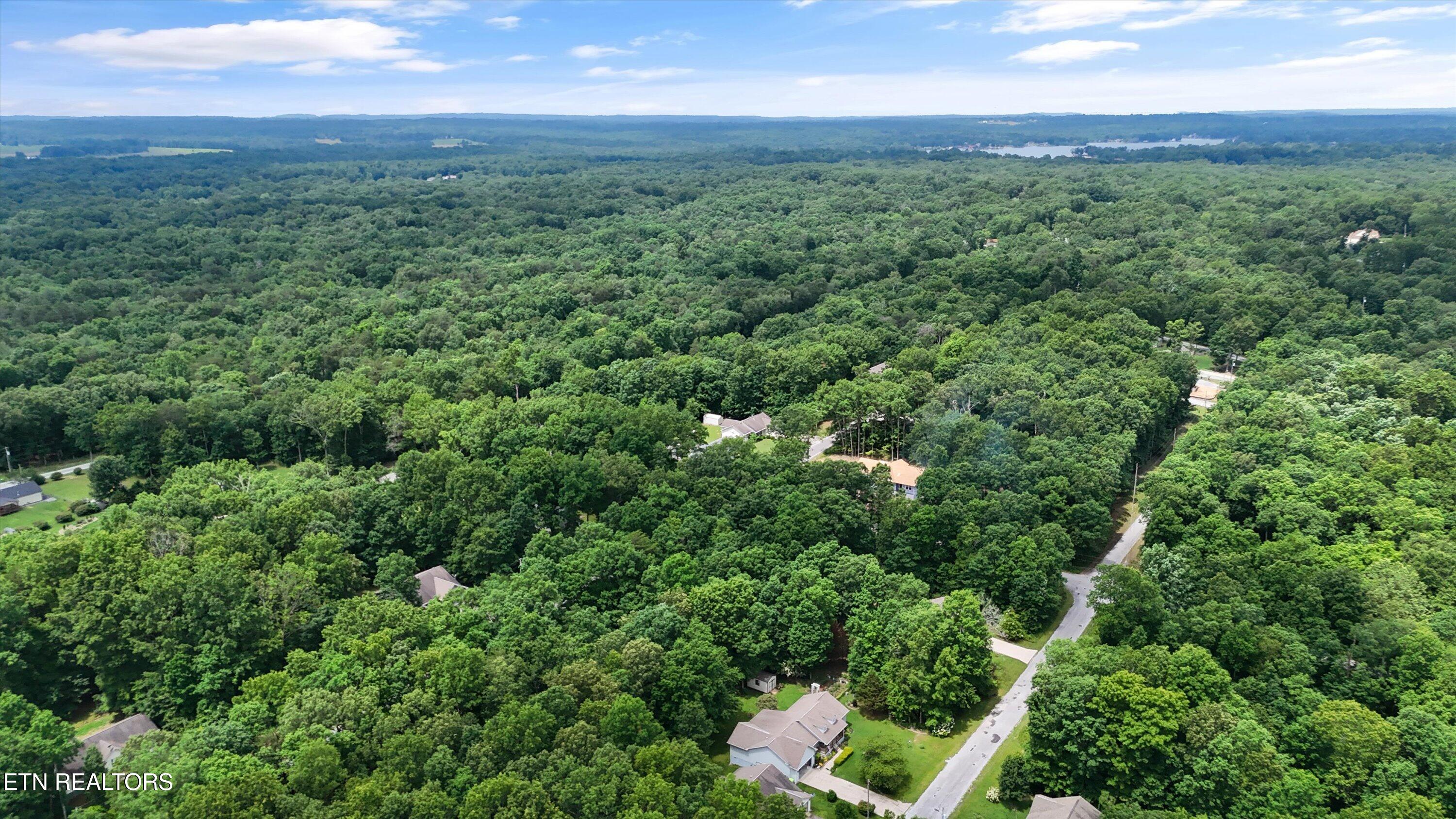 2109 Black Wolf Drive Crossville TN 38572