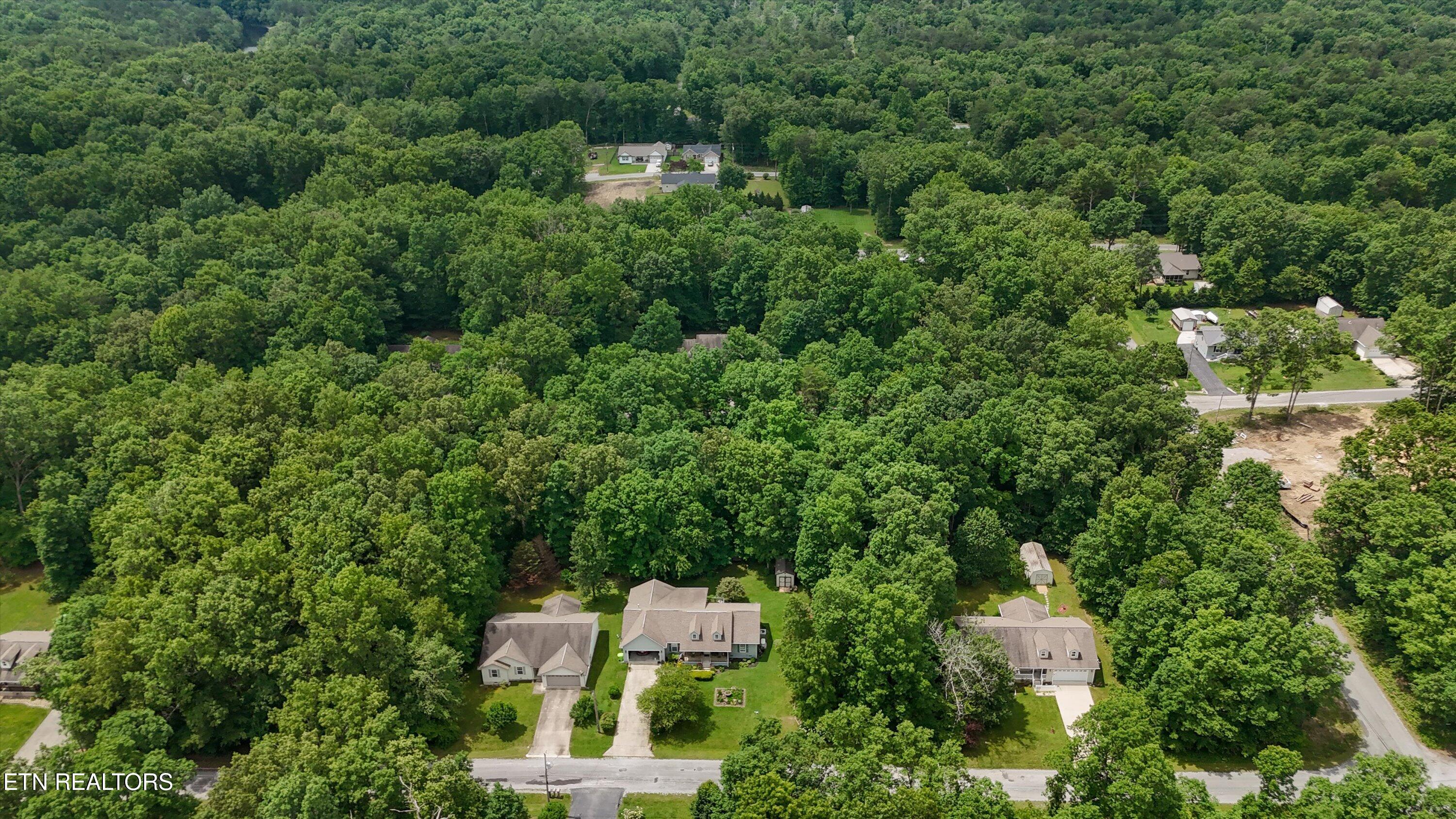 2109 Black Wolf Drive Crossville TN 38572