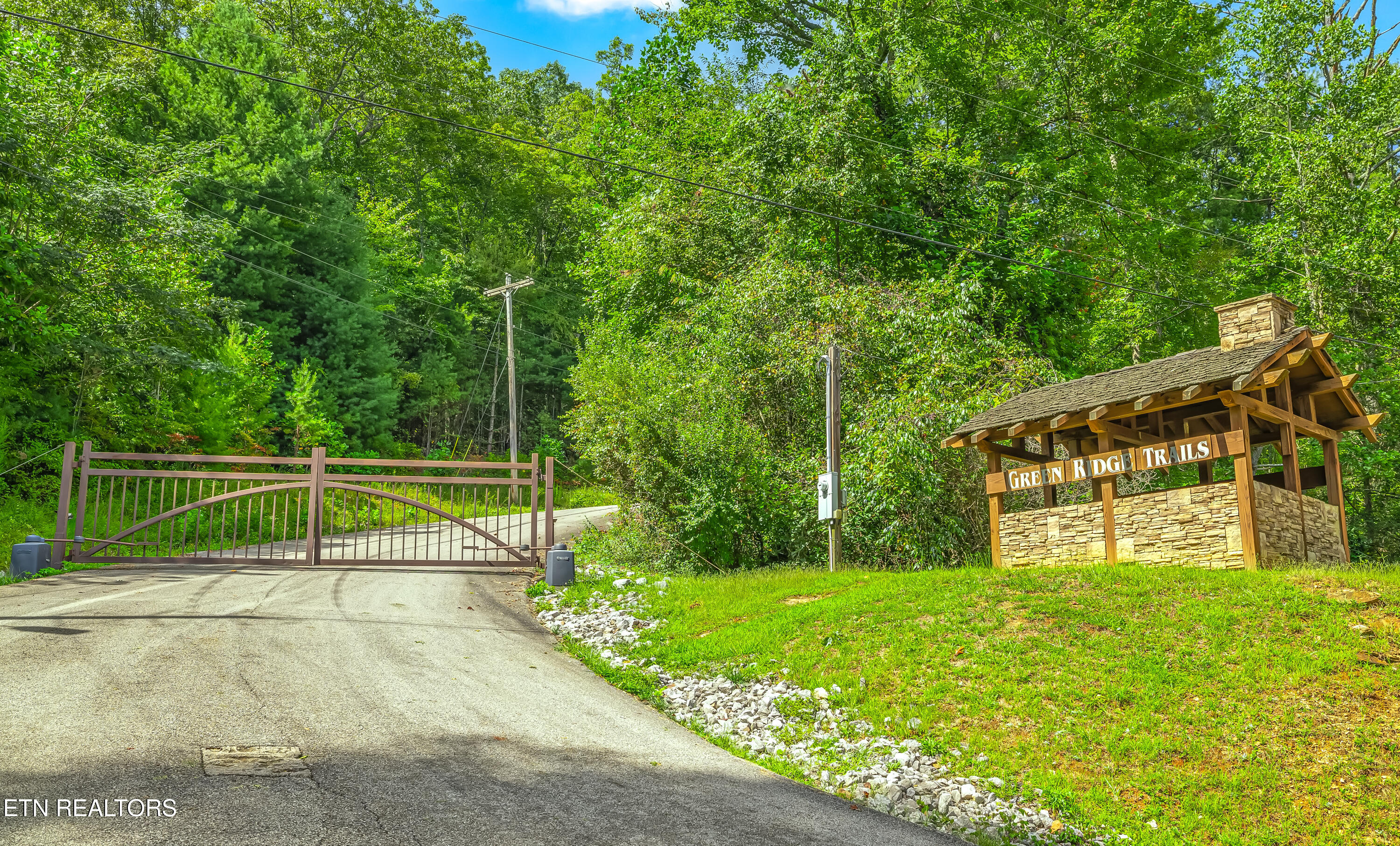 313 Country Wood Place Harriman TN 37748