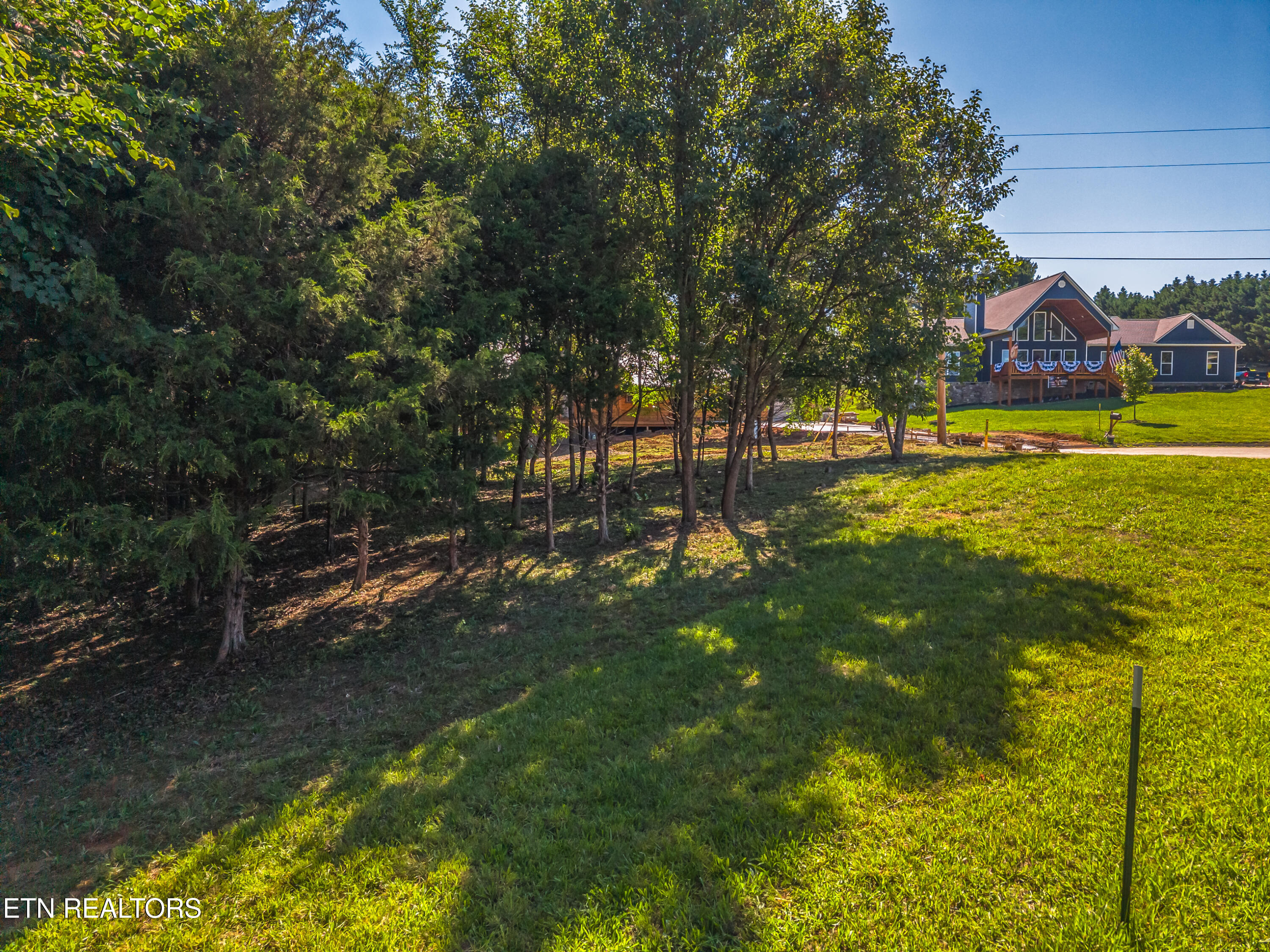 Lot 30 Sullivan Pointe Dandridge TN 37725