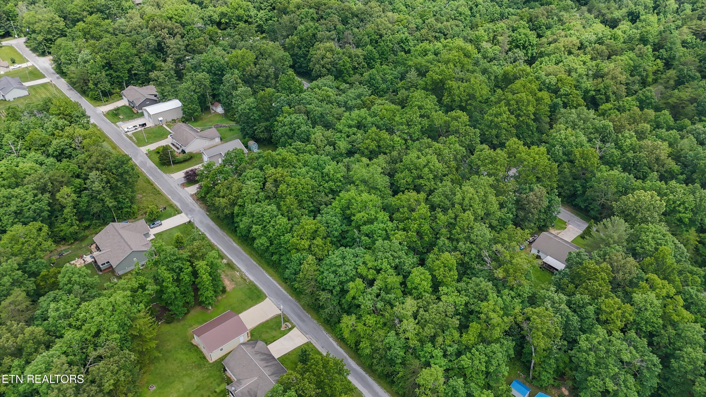 7023 Chief White Eagle Lane Crossville TN 38572