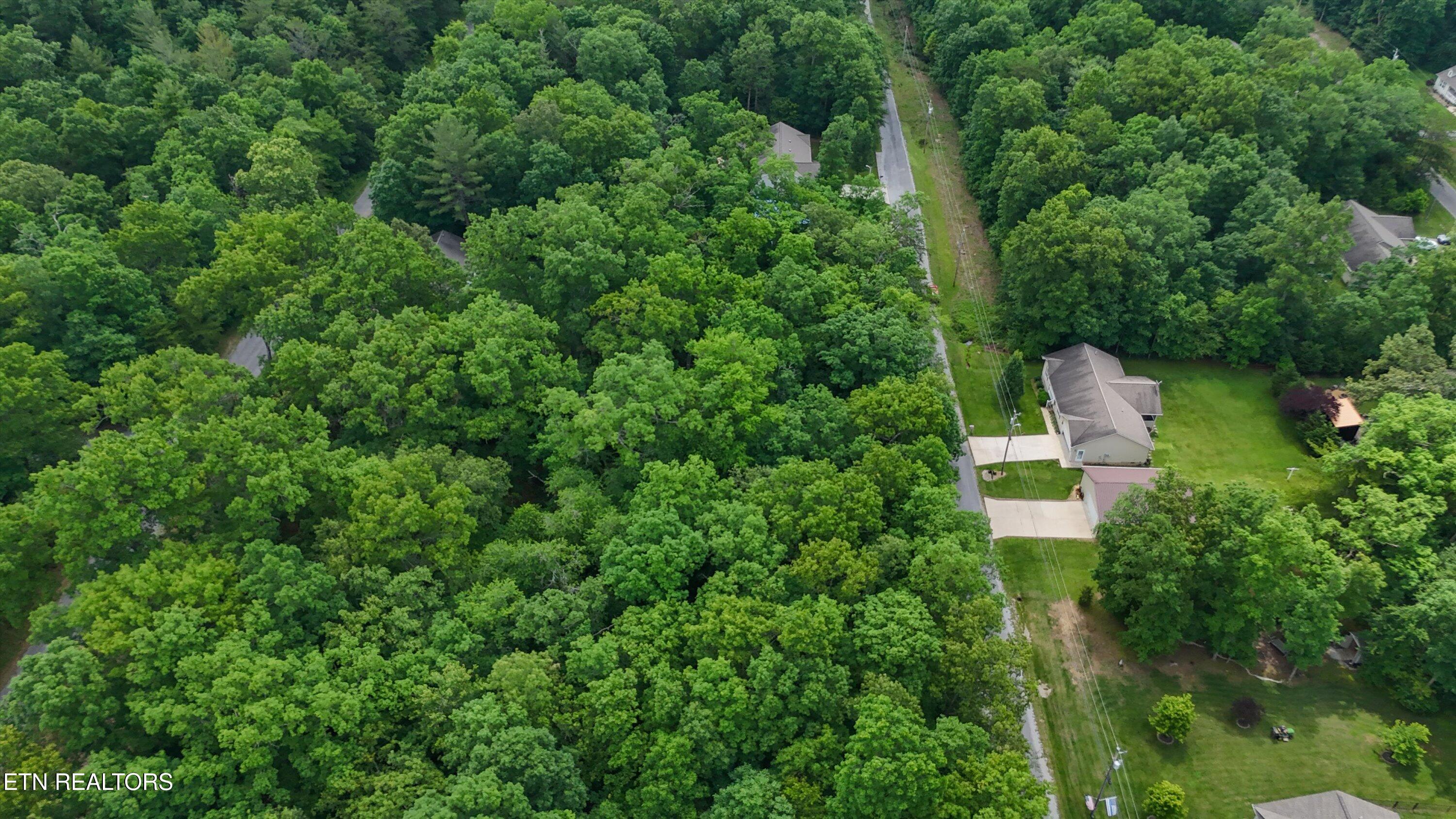 7023 Chief White Eagle Lane Crossville TN 38572