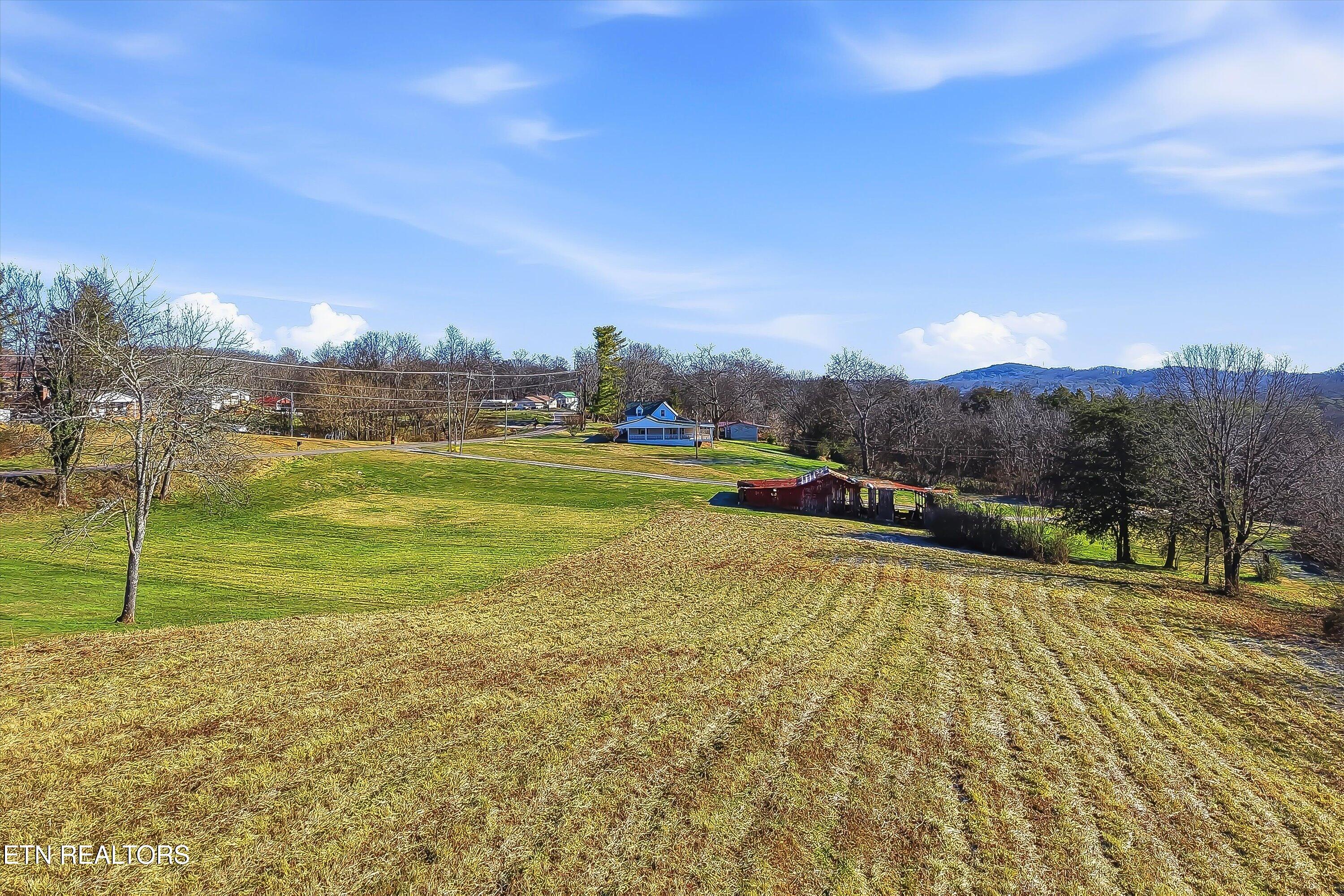 9712 Thorn Grove Pike Strawberry Plains TN 37871