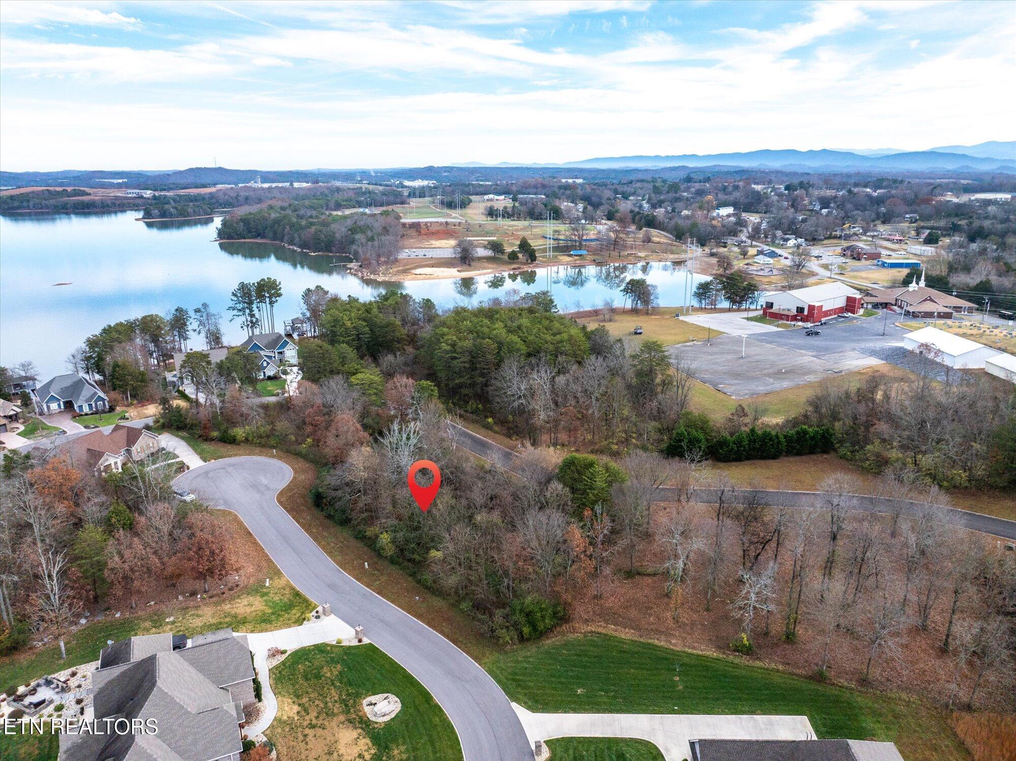 L71 Cardinal Way Vonore TN 37885