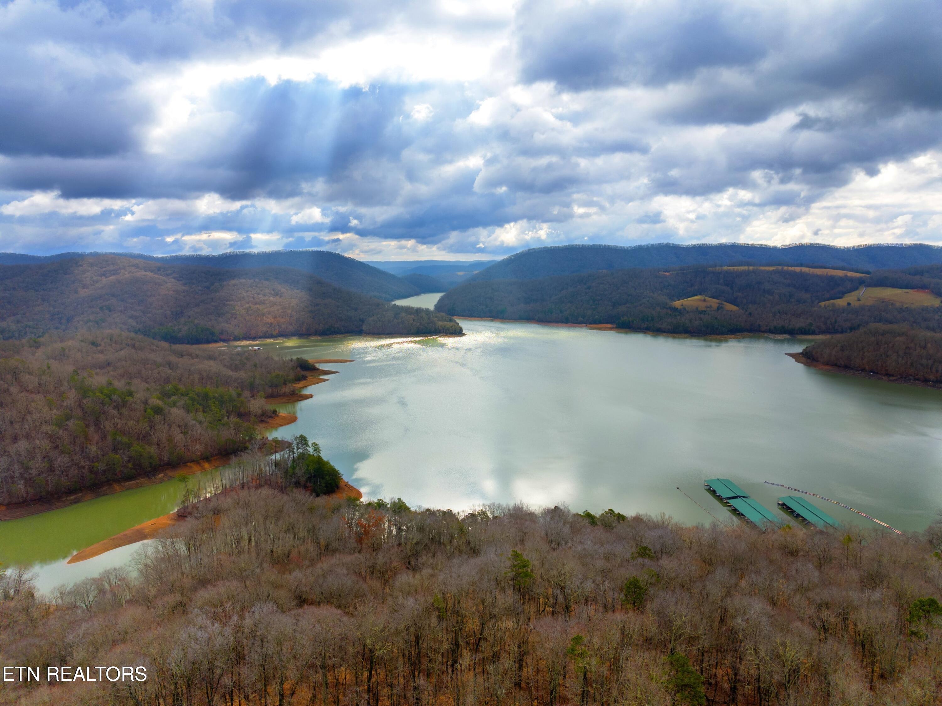 Mystic Star Drive New Tazewell TN 37825