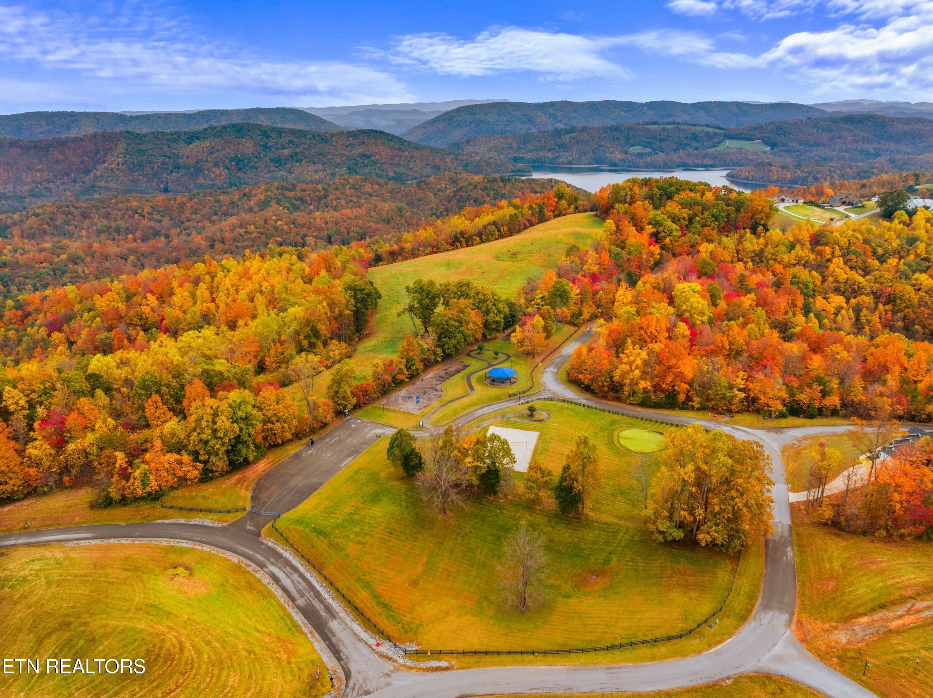 Mystic Star Drive New Tazewell TN 37825