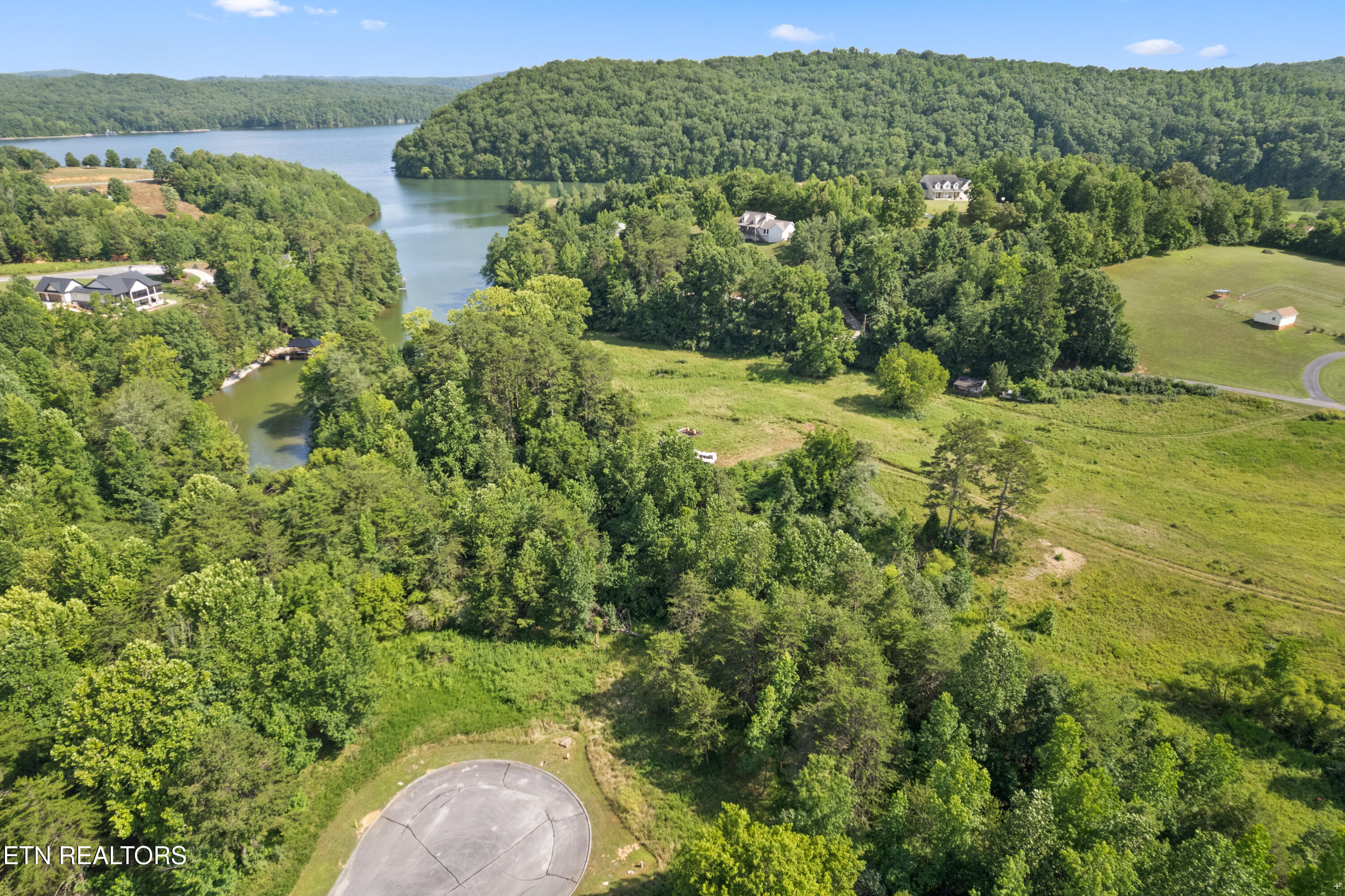 Creekside Drive Harriman TN 37748