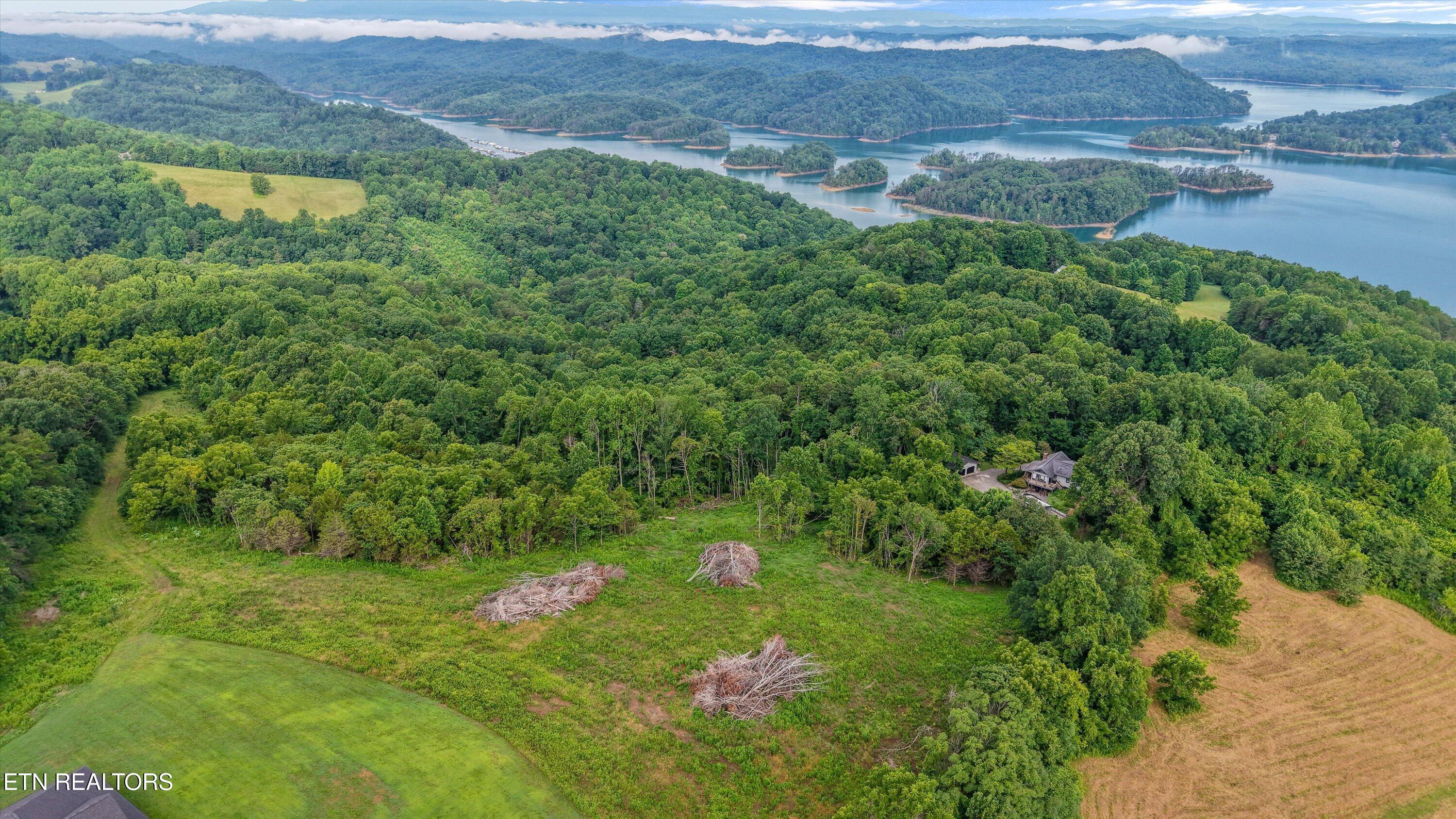 Lot 2 Graves Hollow Road Maynardville TN 37807