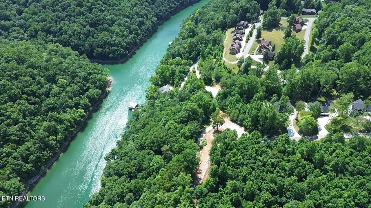 Lakemont Lane Caryville TN 37714