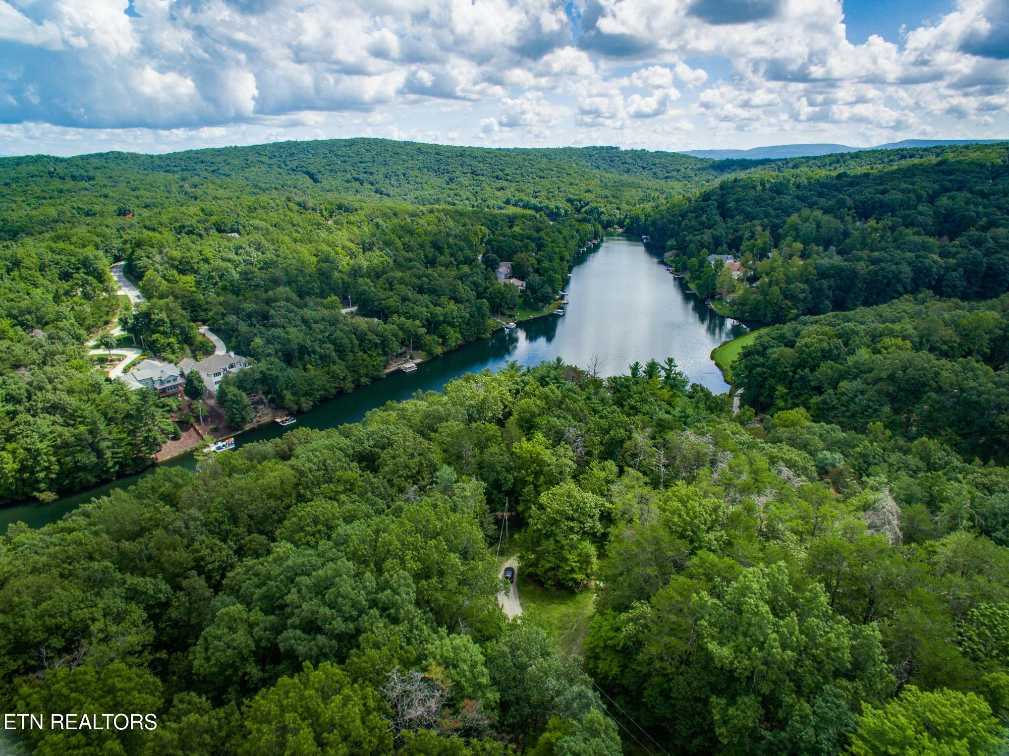 22 Lakeridge Terrace Fairfield Glade TN 38558