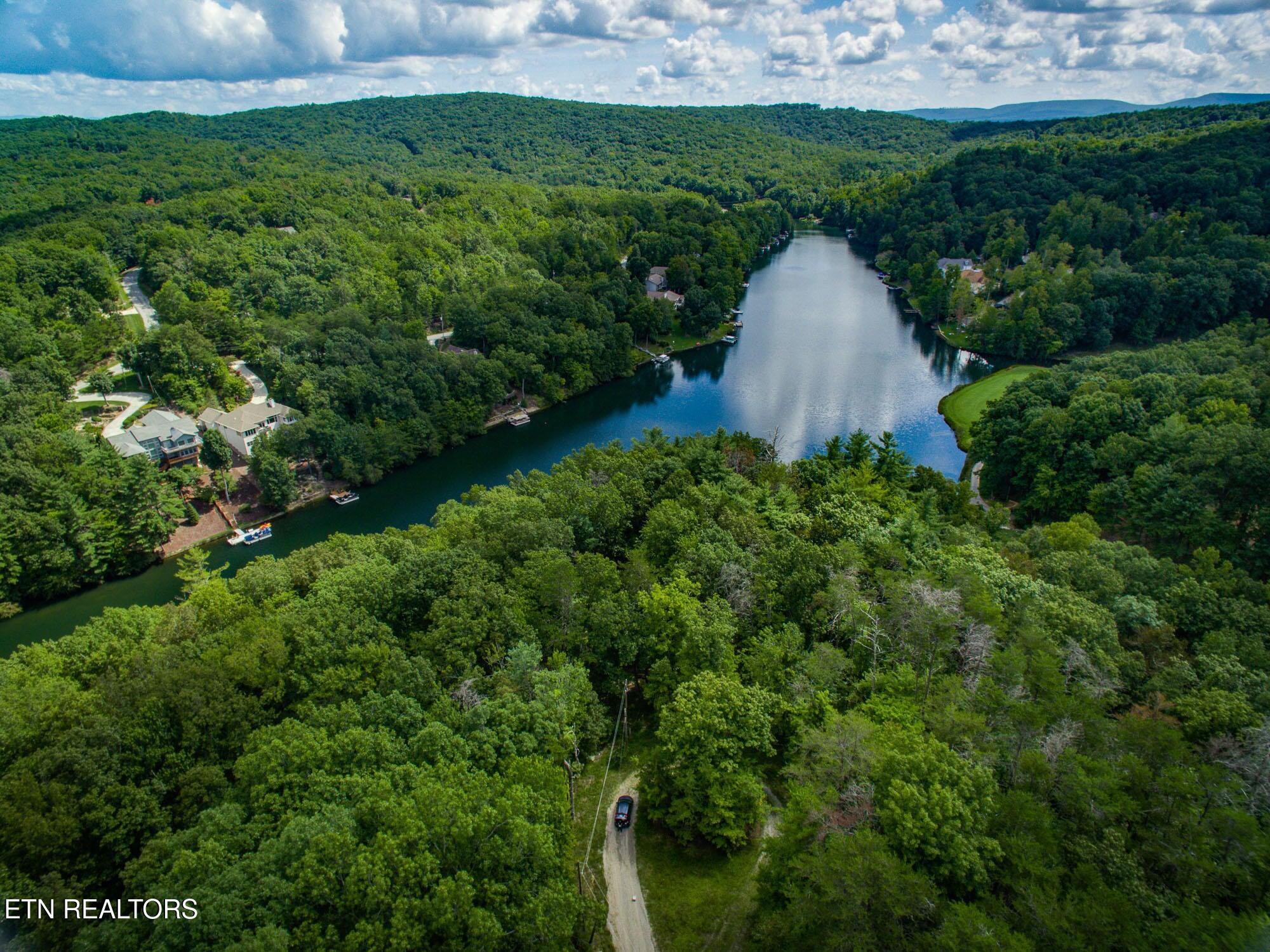 22 Lakeridge Terrace Fairfield Glade TN 38558