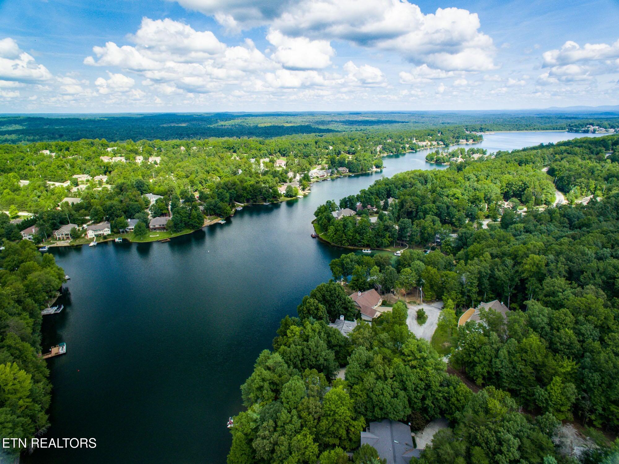 22 Lakeridge Terrace Fairfield Glade TN 38558