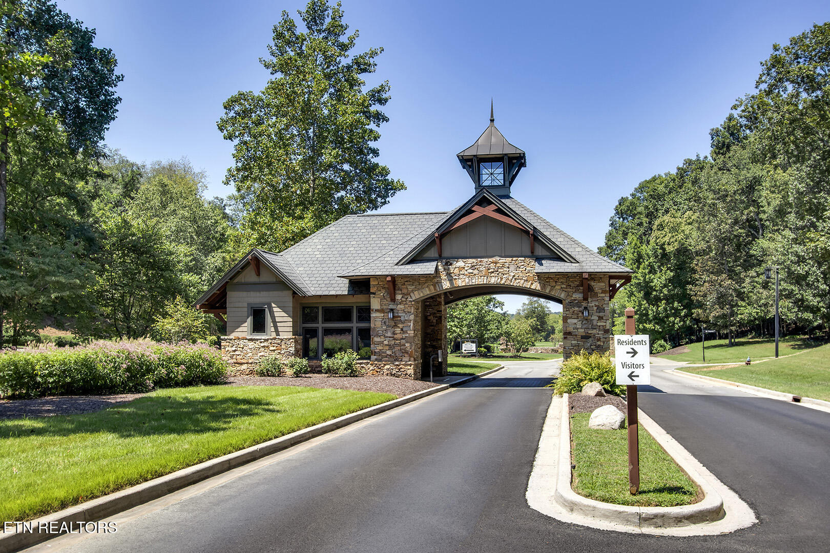 1789 Mockingbird Lane Loudon TN 37774