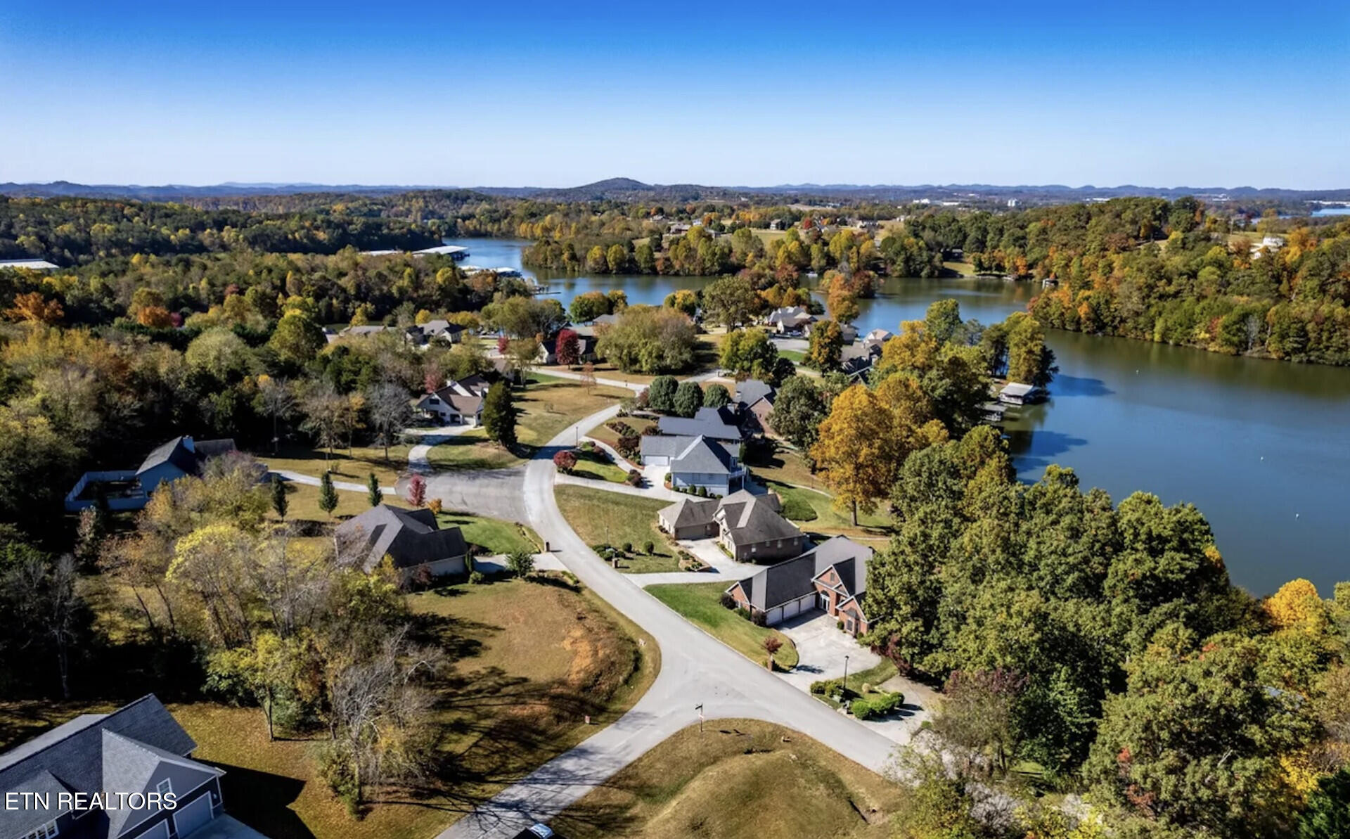 1820 Crazyhorse Drive Maryville TN 37801