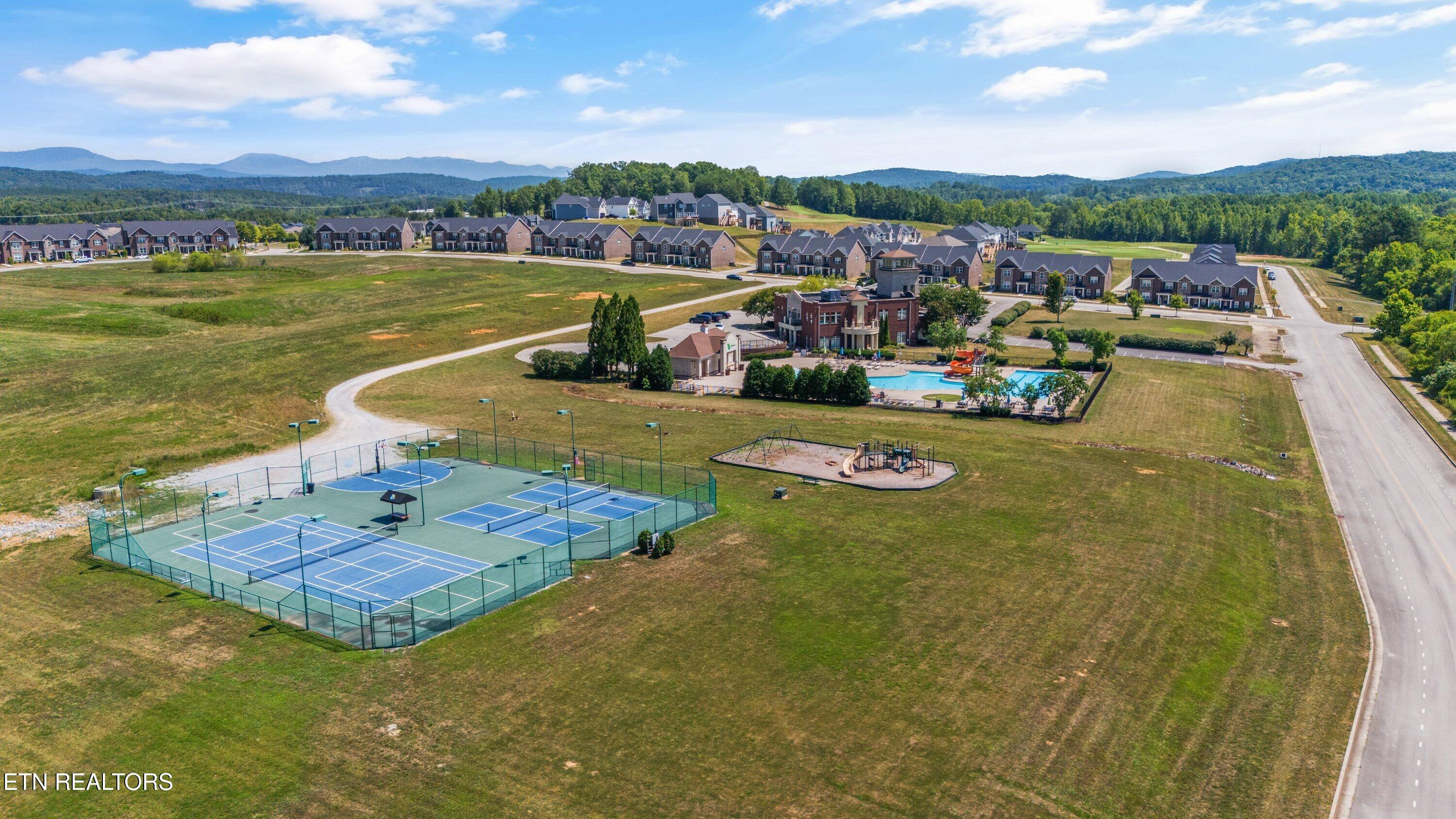 104 Duncanberry Court Oak Ridge TN 37830