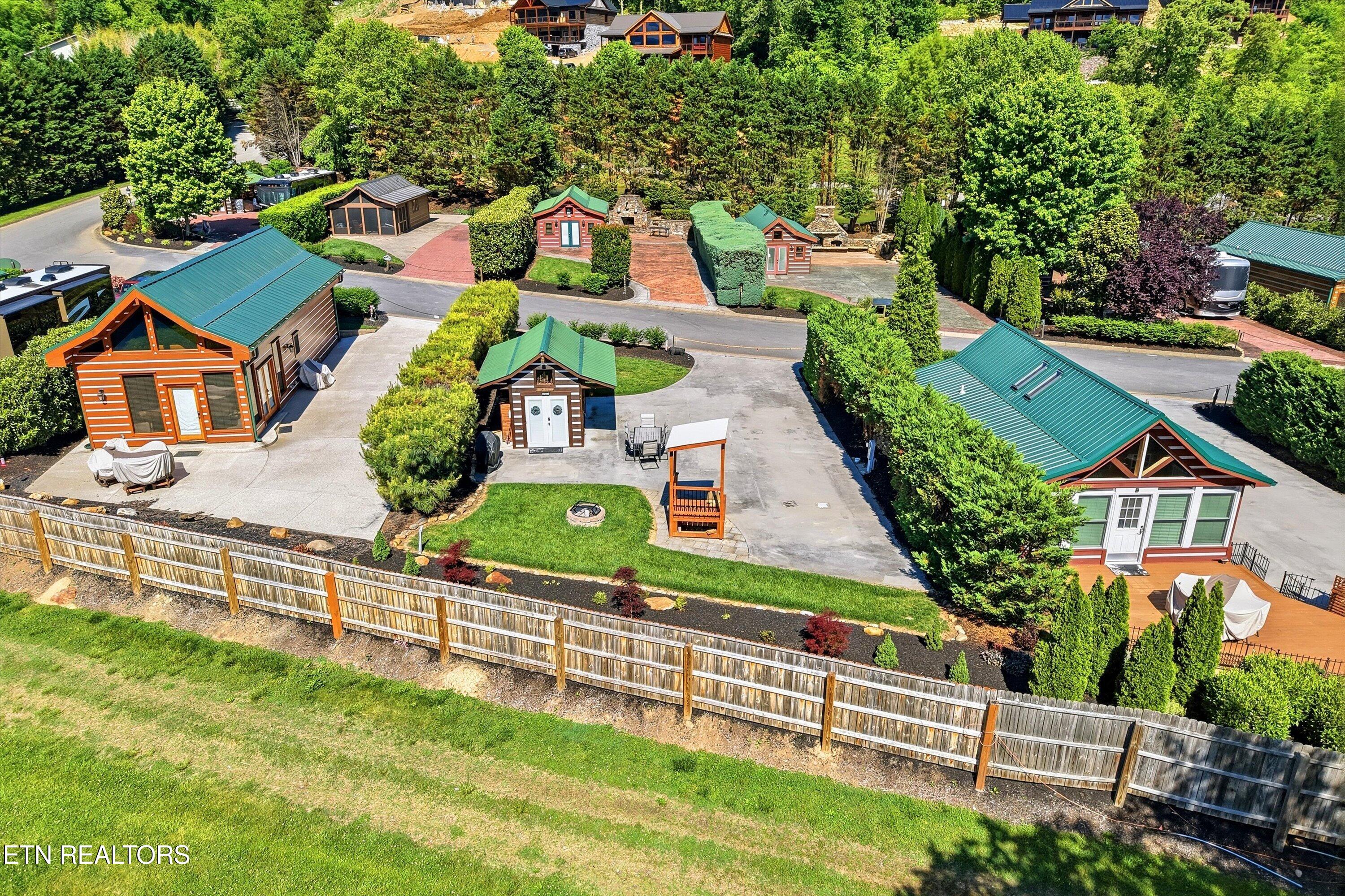1908 Lizi Loop Way Sevierville TN 37862