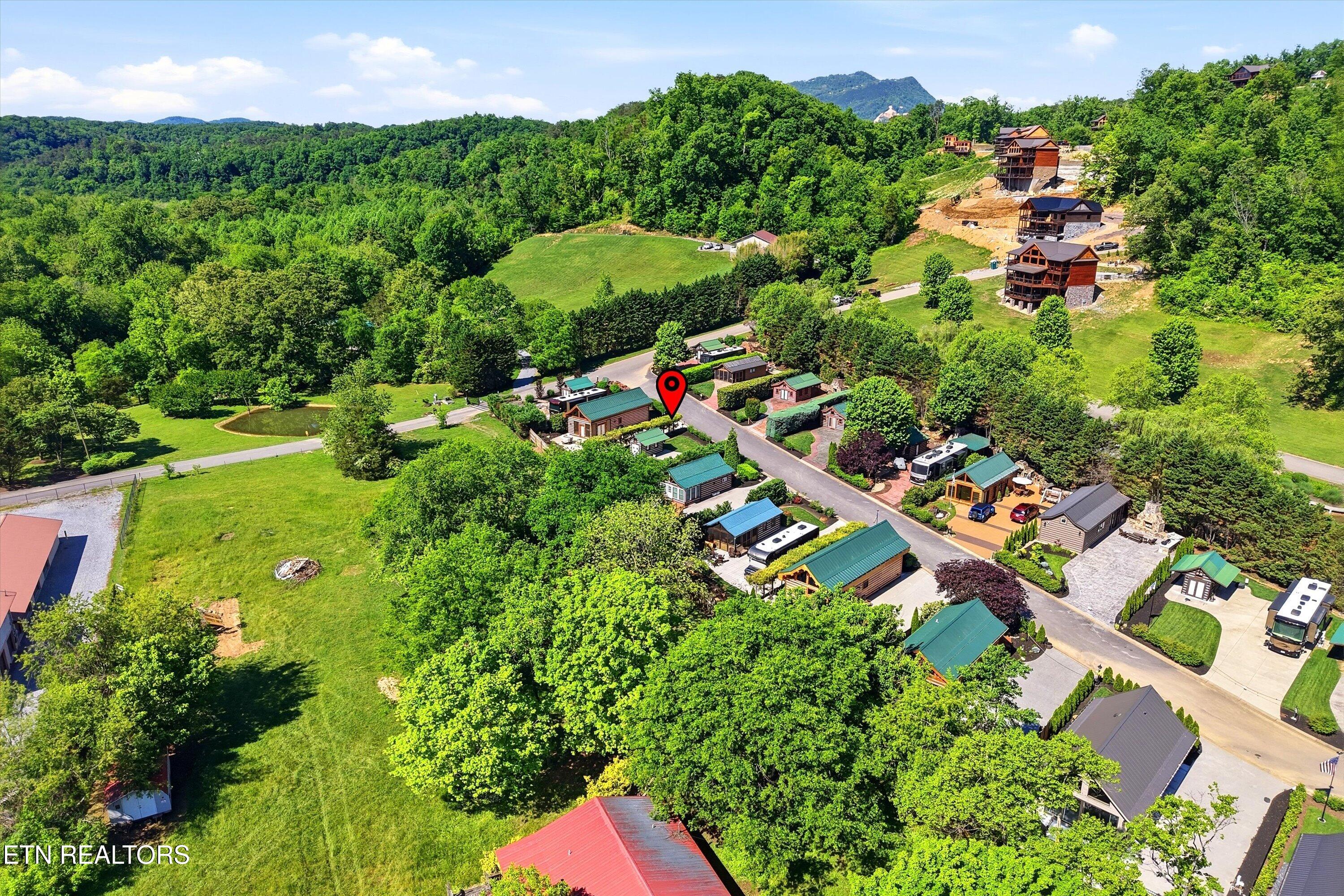 1908 Lizi Loop Way Sevierville TN 37862