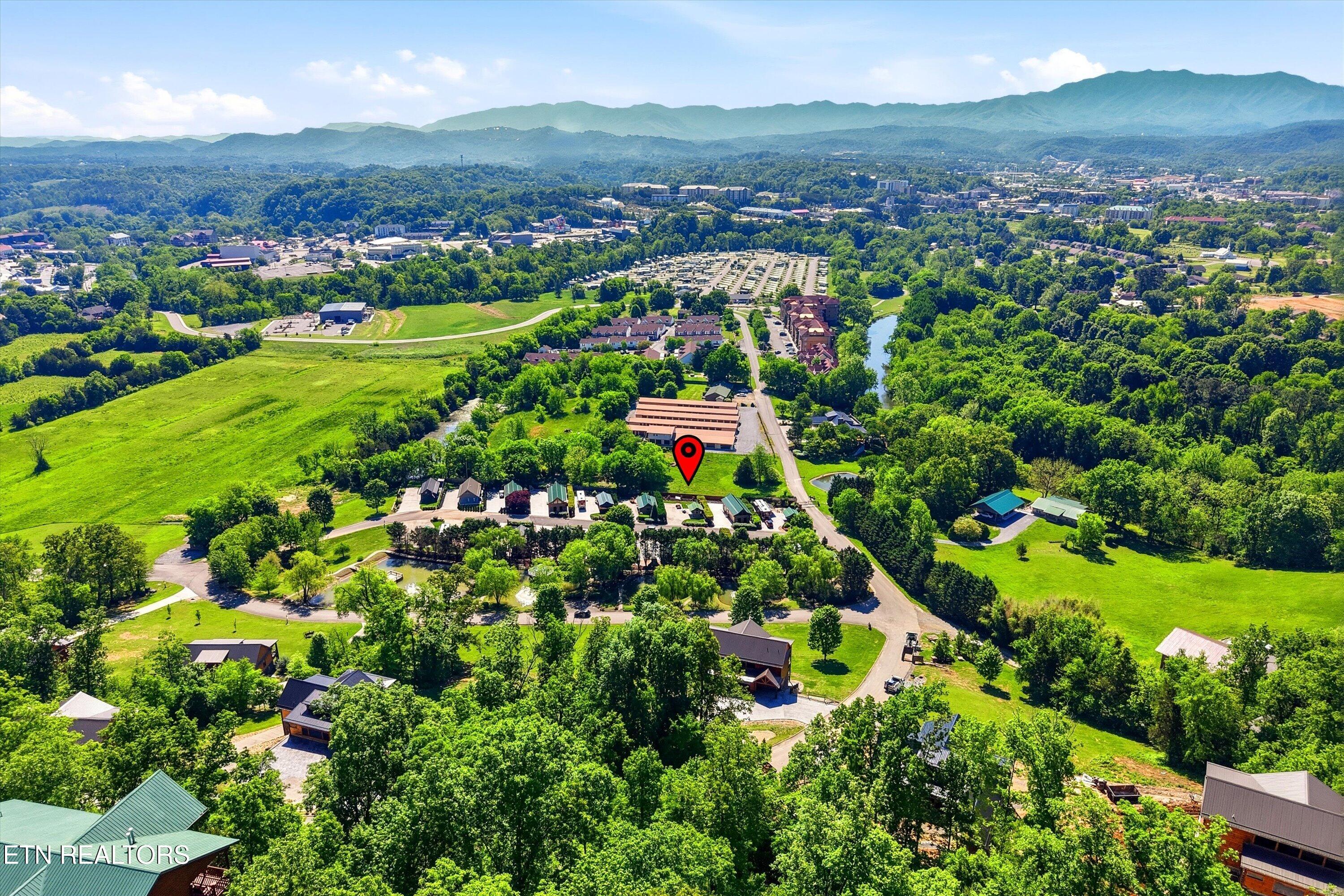 1908 Lizi Loop Way Sevierville TN 37862
