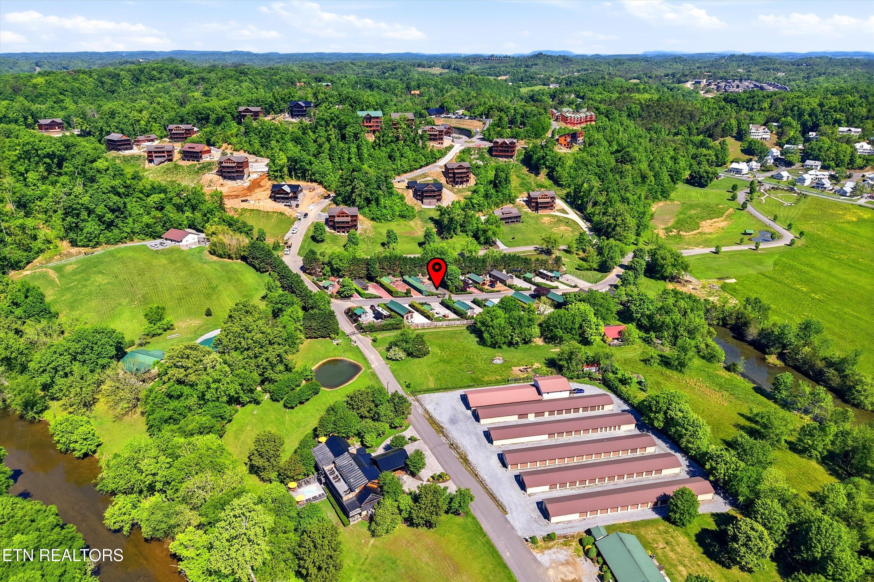 1908 Lizi Loop Way Sevierville TN 37862