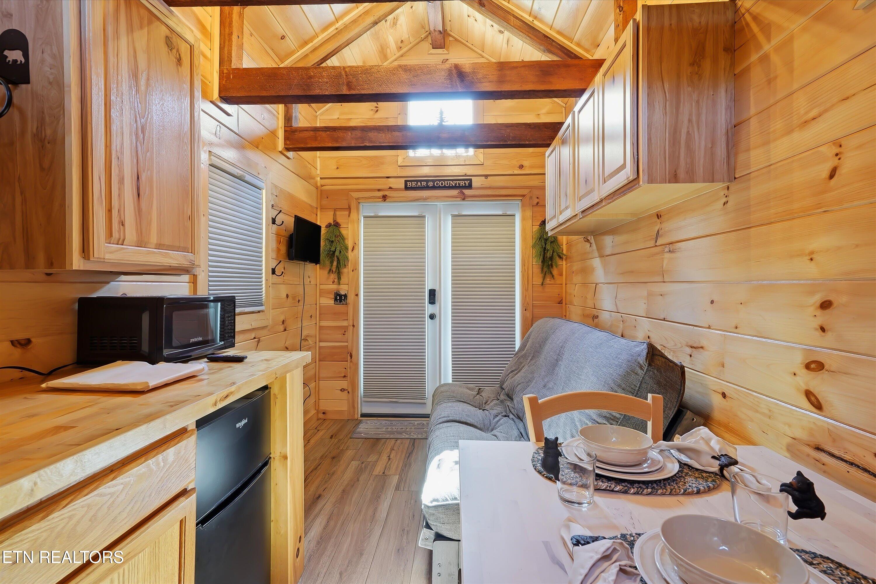 1908 Lizi Loop Way Sevierville TN 37862