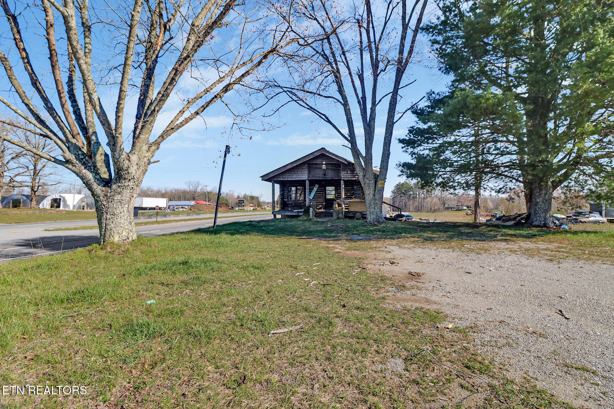 21.72AC S York Highway Jamestown TN 38556