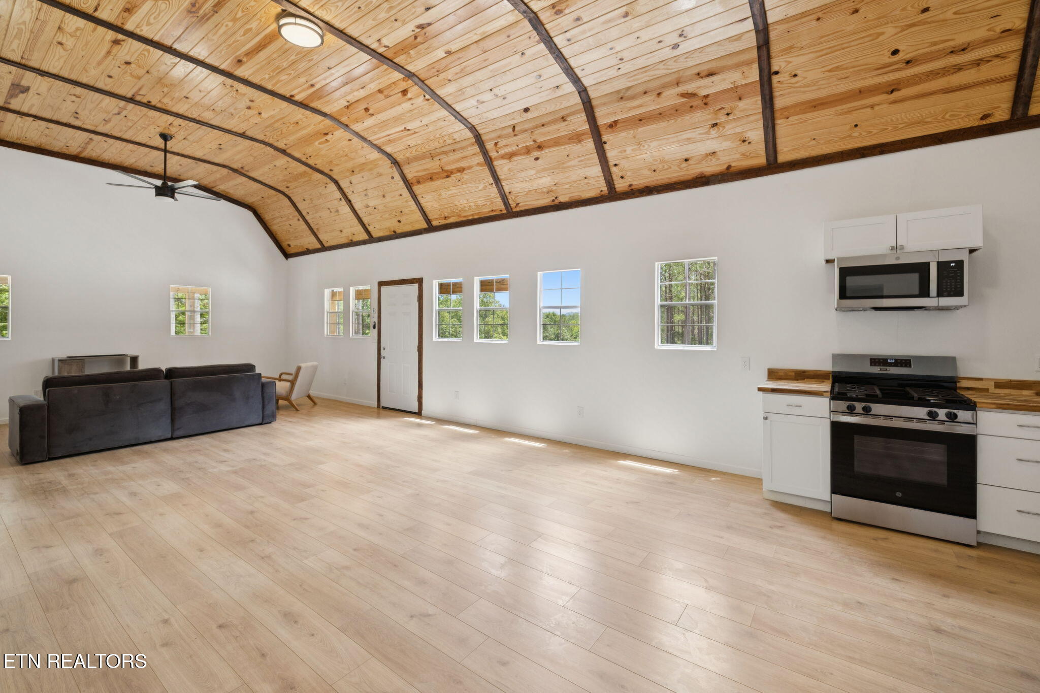 138 Belle Ridge Pvt Drive Robbins TN 37852