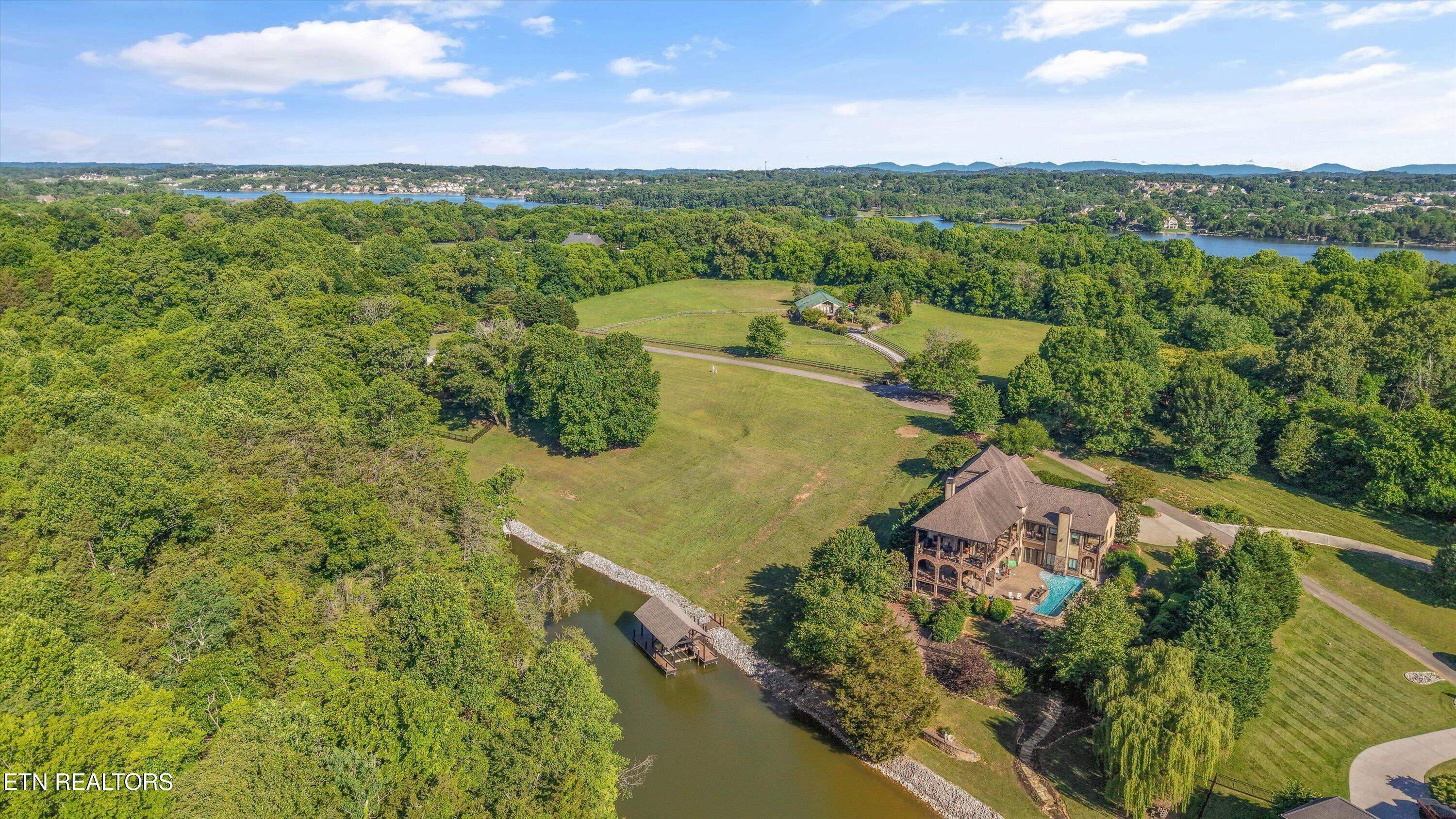 3842 Attley Drive Louisville TN 37777