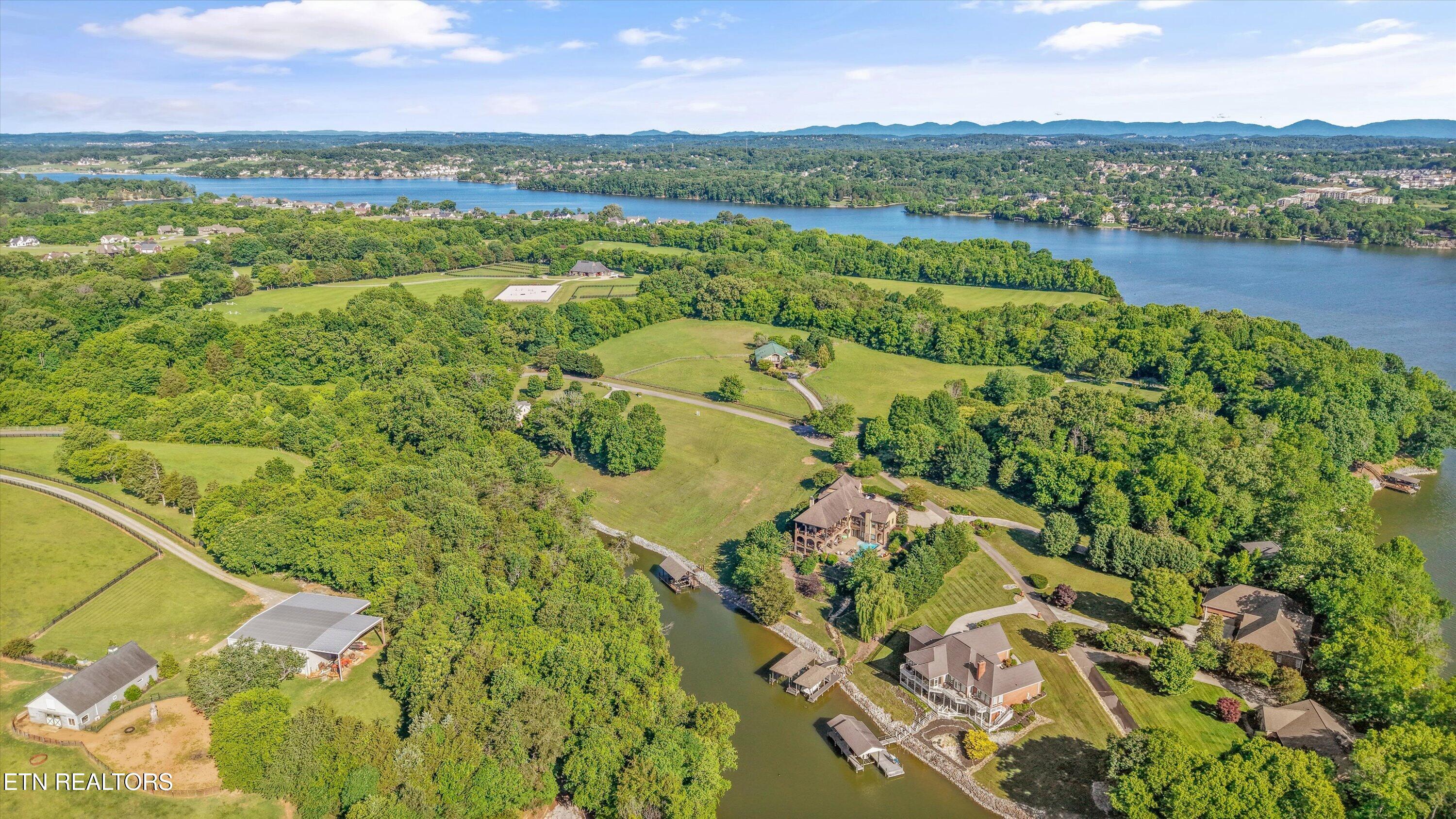 3842 Attley Drive Louisville TN 37777