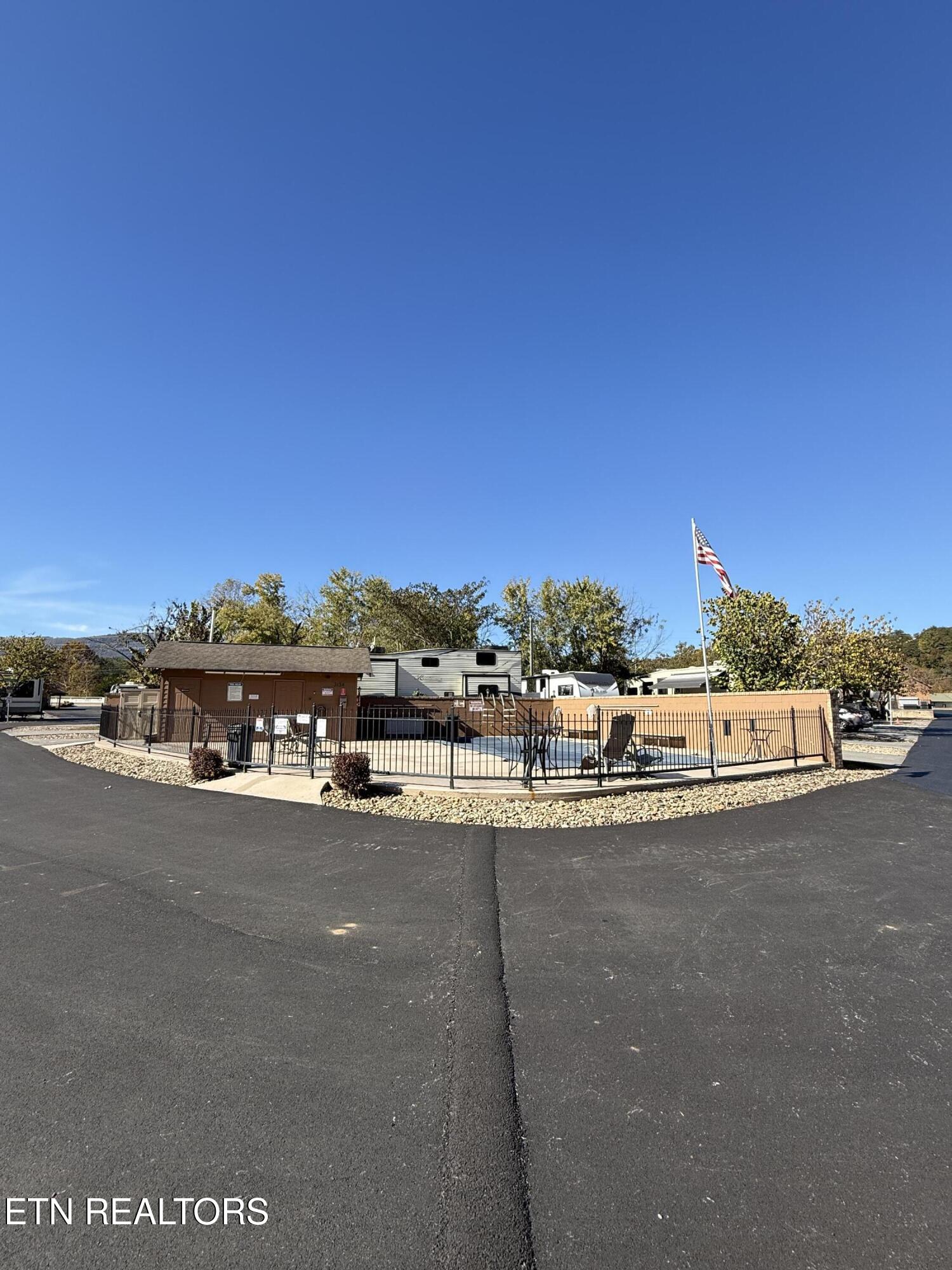 3146 Brook Bend Way Pigeon Forge TN 37863
