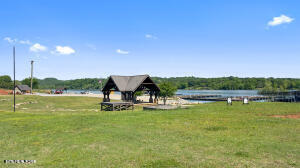 2148 Old Dogwood Trail Loudon TN 37774