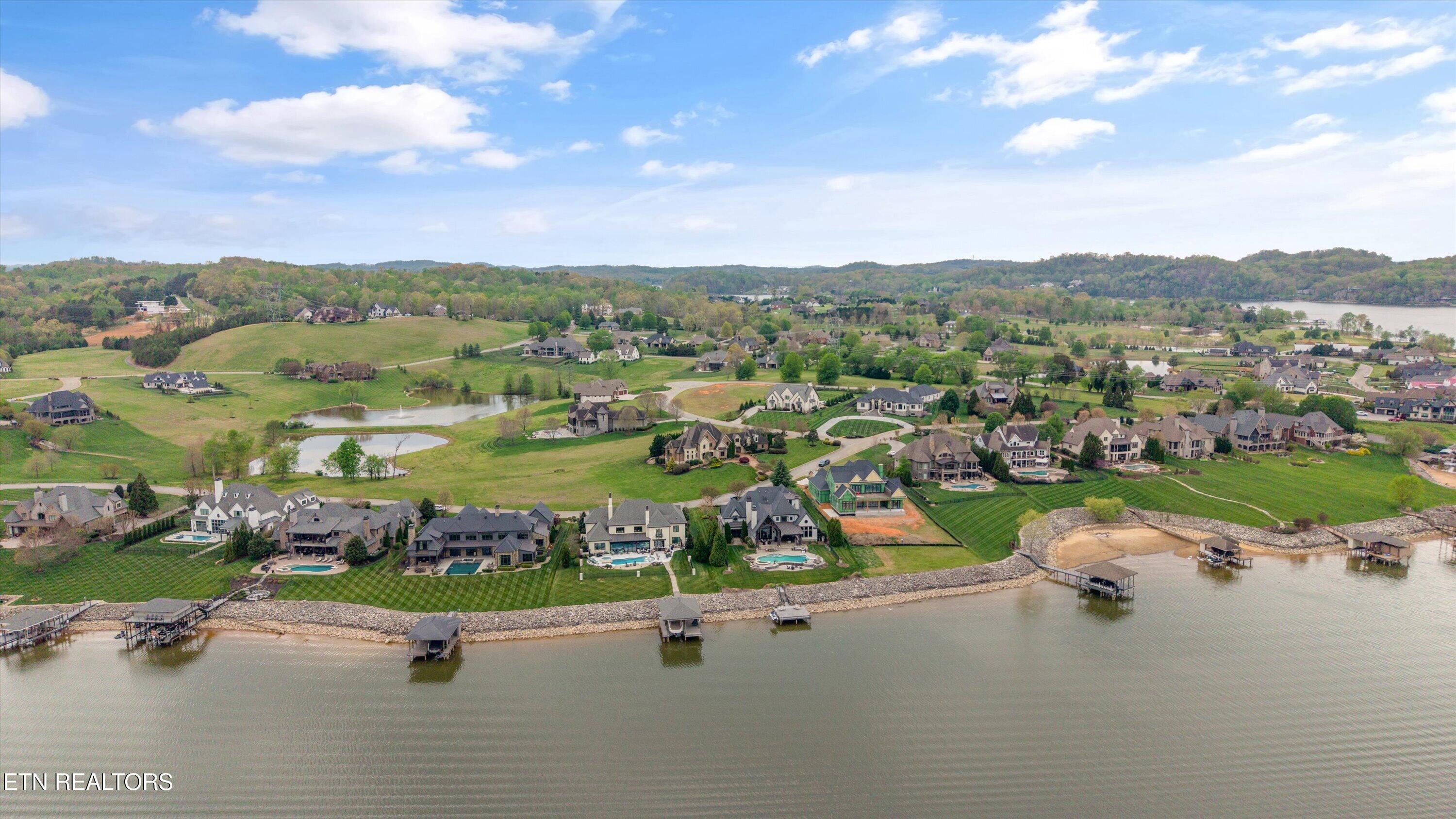 220 Lake Forest Way Louisville TN 37777