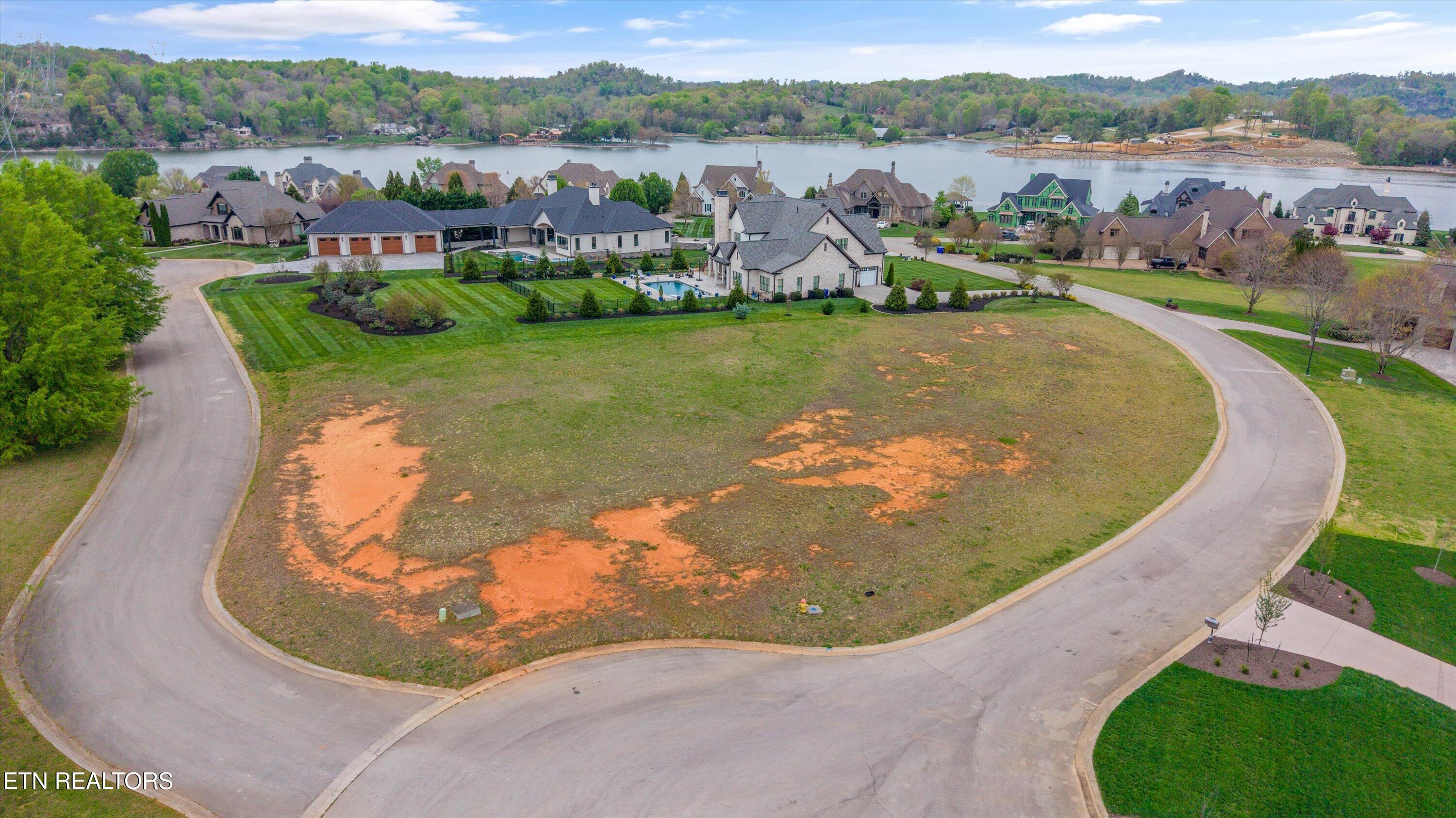 220 Lake Forest Way Louisville TN 37777
