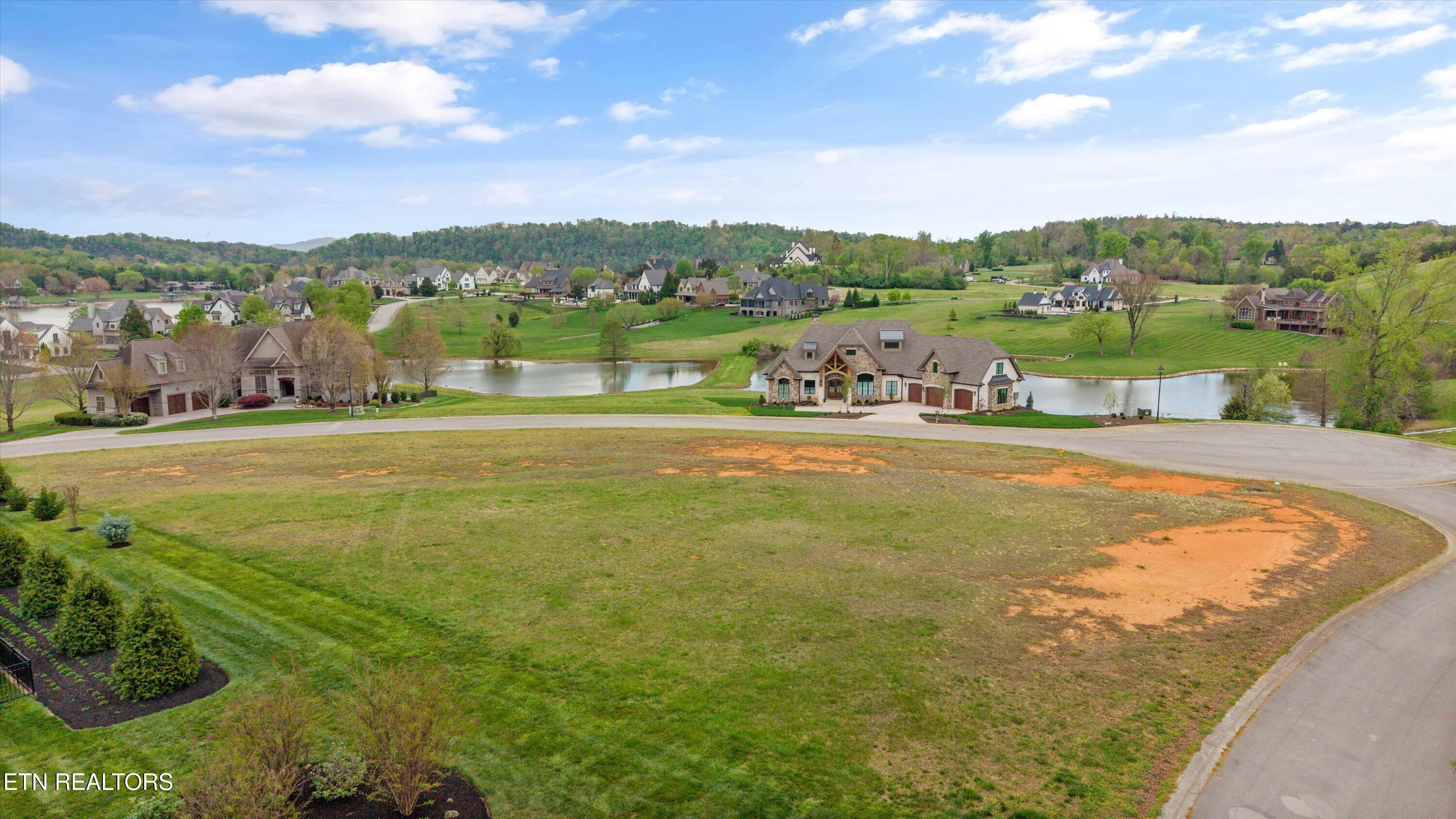 220 Lake Forest Way Louisville TN 37777