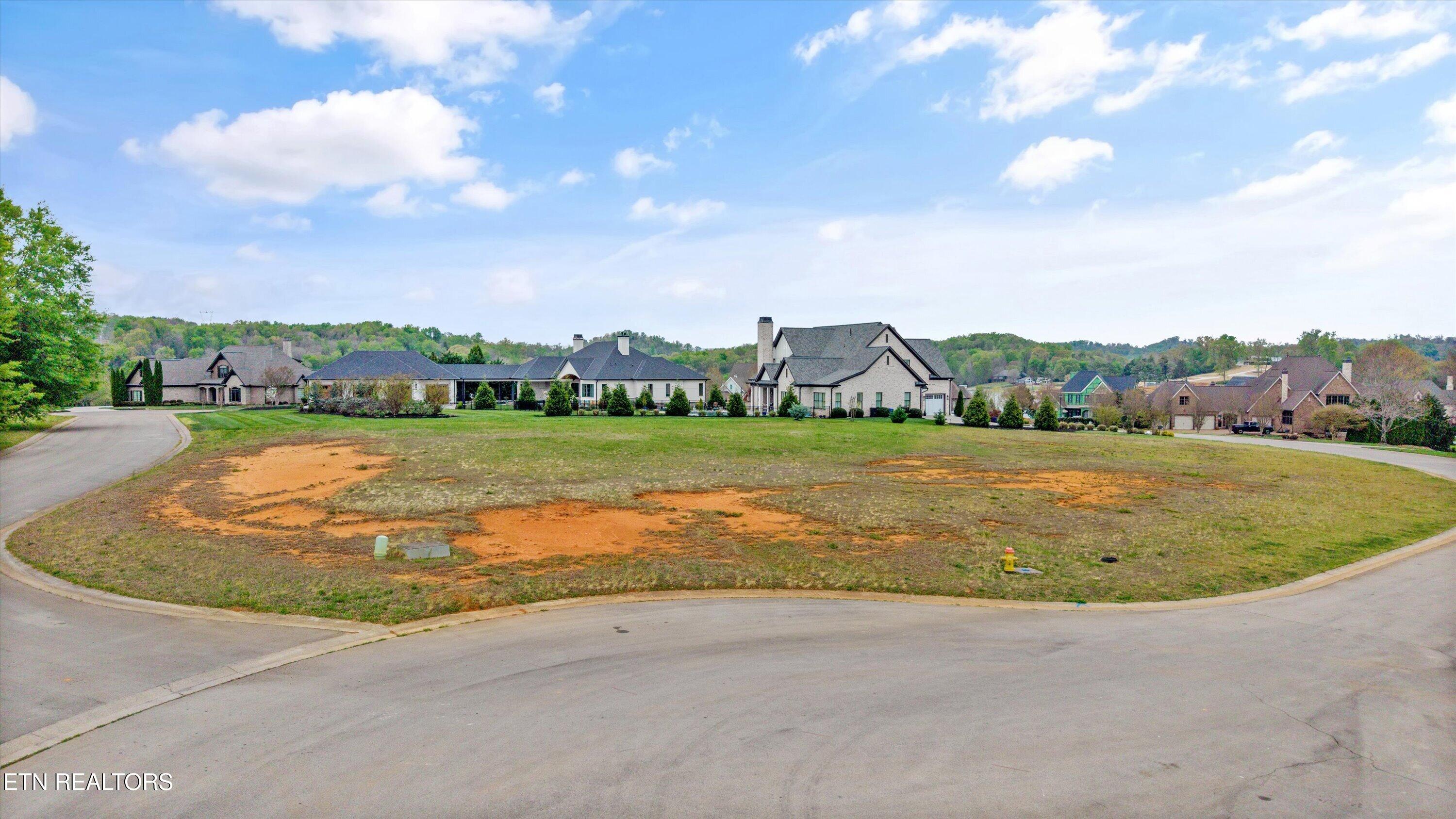 220 Lake Forest Way Louisville TN 37777