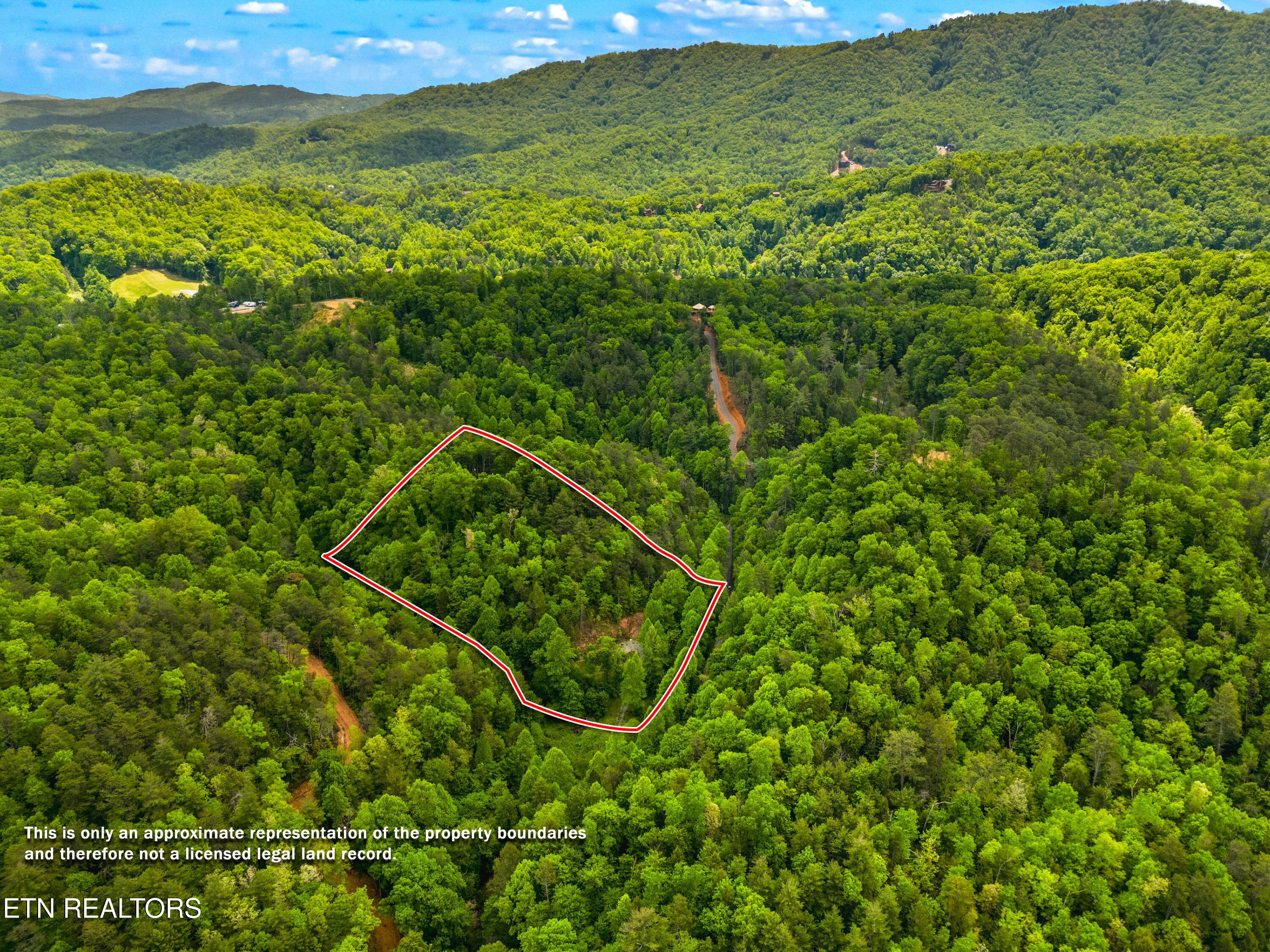 4304 Bruce Ogle Way Pigeon Forge TN 37863