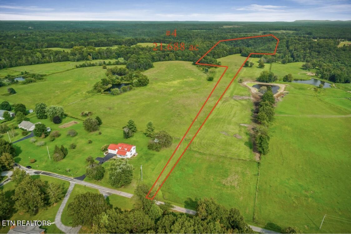 555 Smith Road Crossville TN 38571