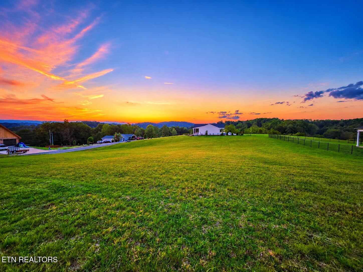 Sam And Maria Way Lafollette TN 37766
