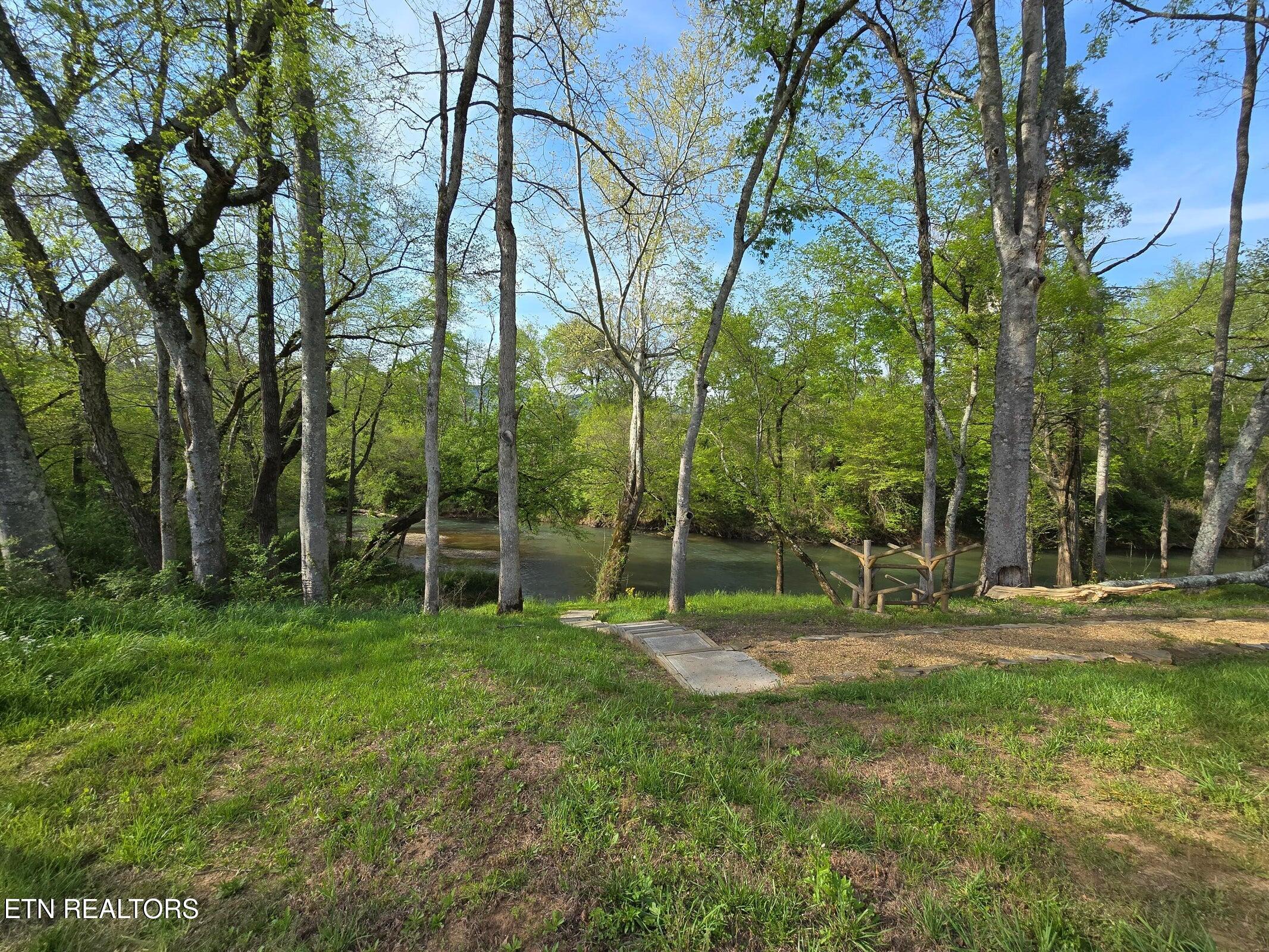 Farmview Way Dunlap TN 37327