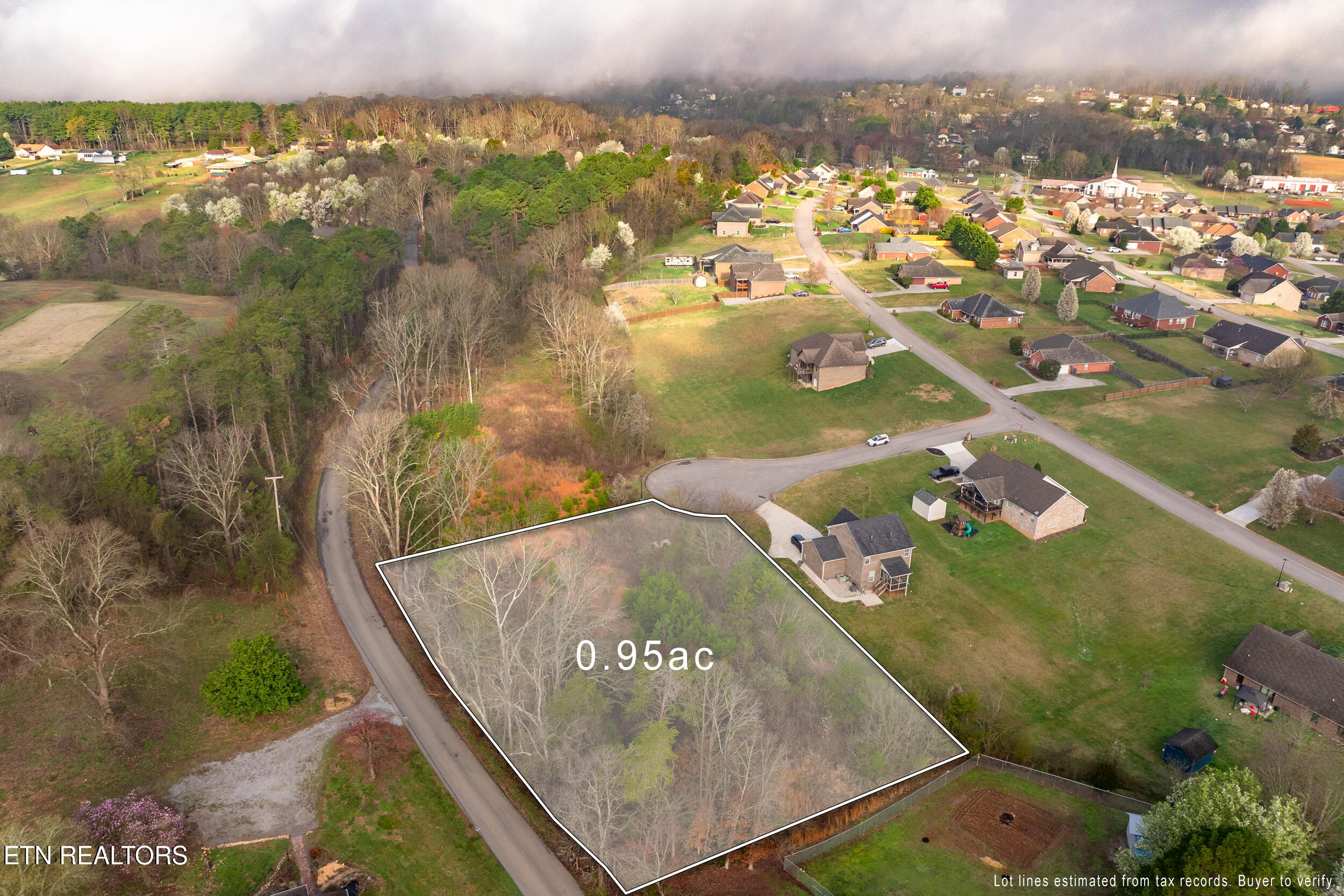 141 Tristan Court Lenoir City TN 37772