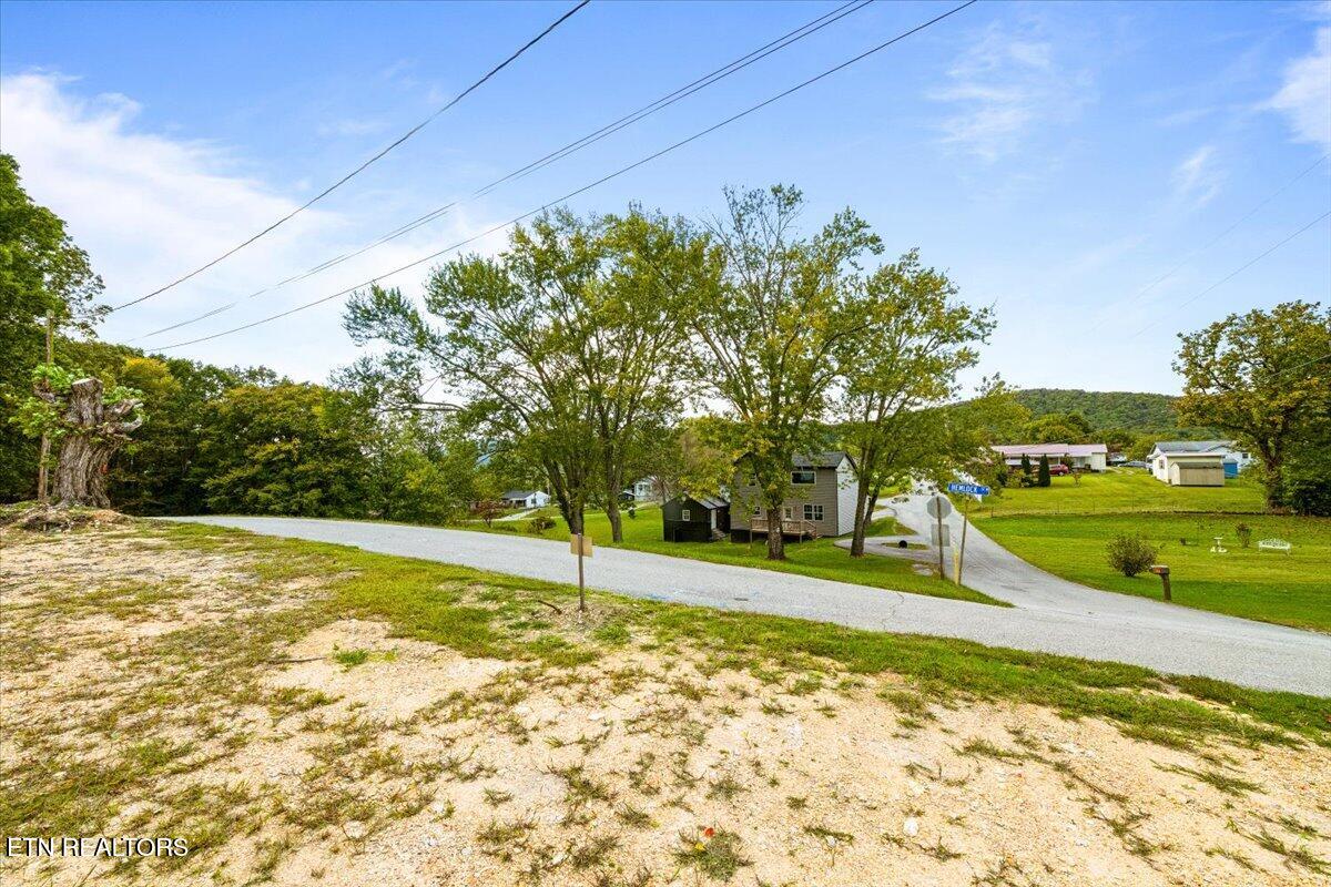 109 W Kentucky Avenue Lafollette TN 37766