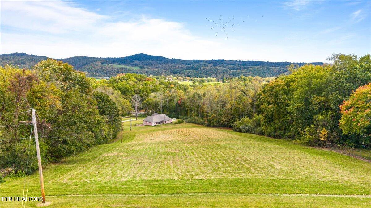 109 W Kentucky Avenue Lafollette TN 37766