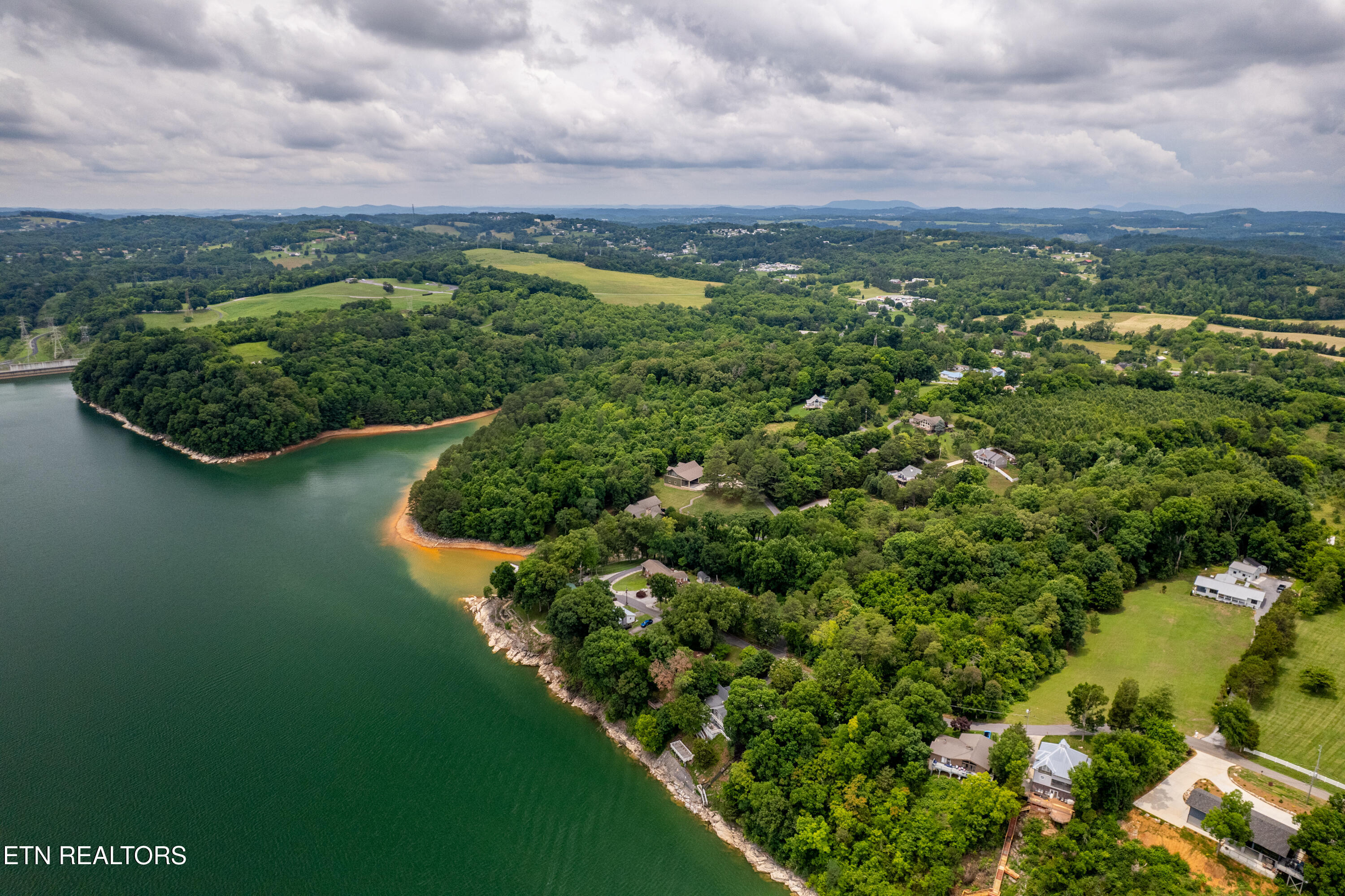 Smith Circle Dandridge TN 37725