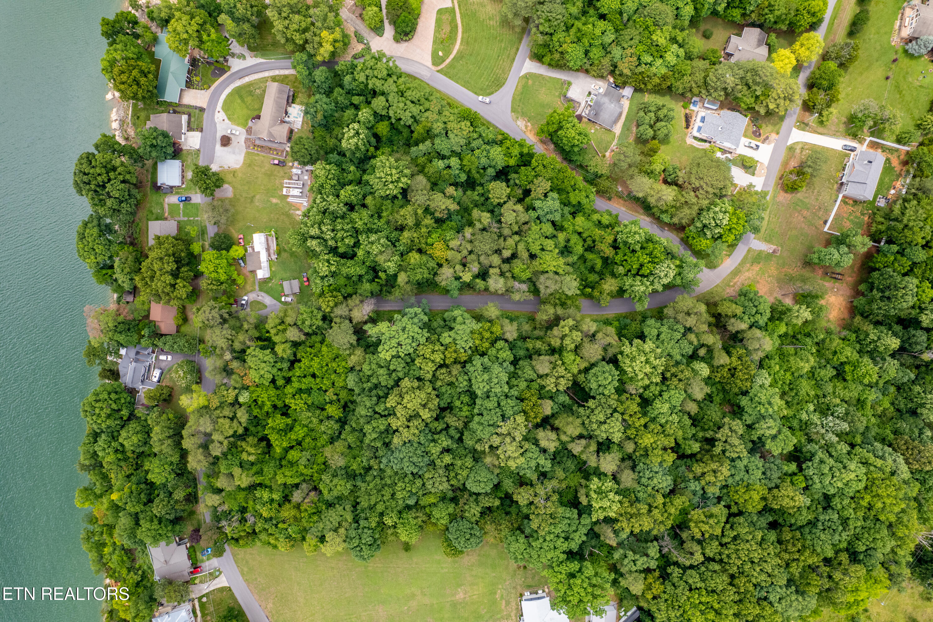 Smith Circle Dandridge TN 37725